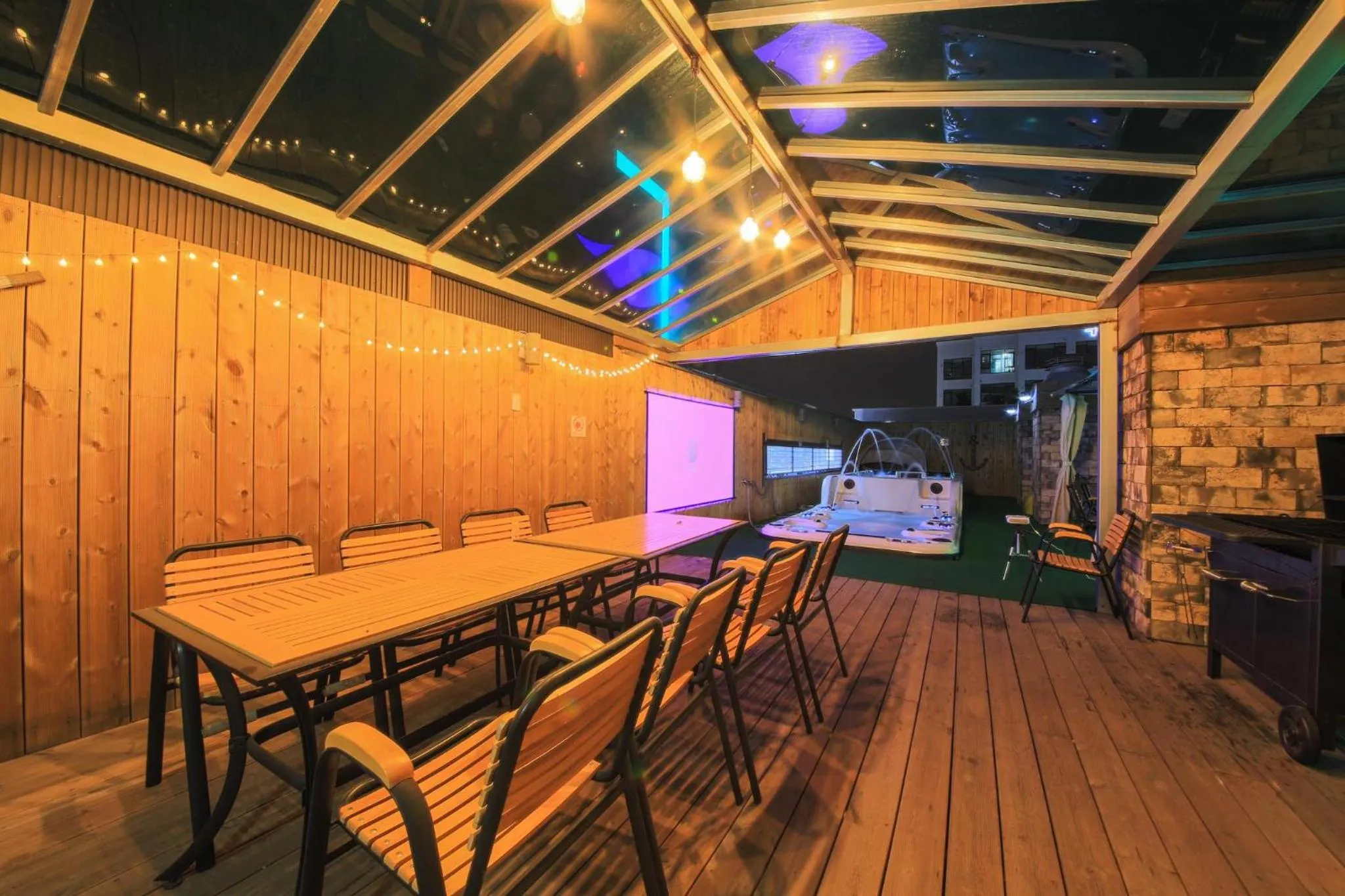 Property building in Guwol Hotel