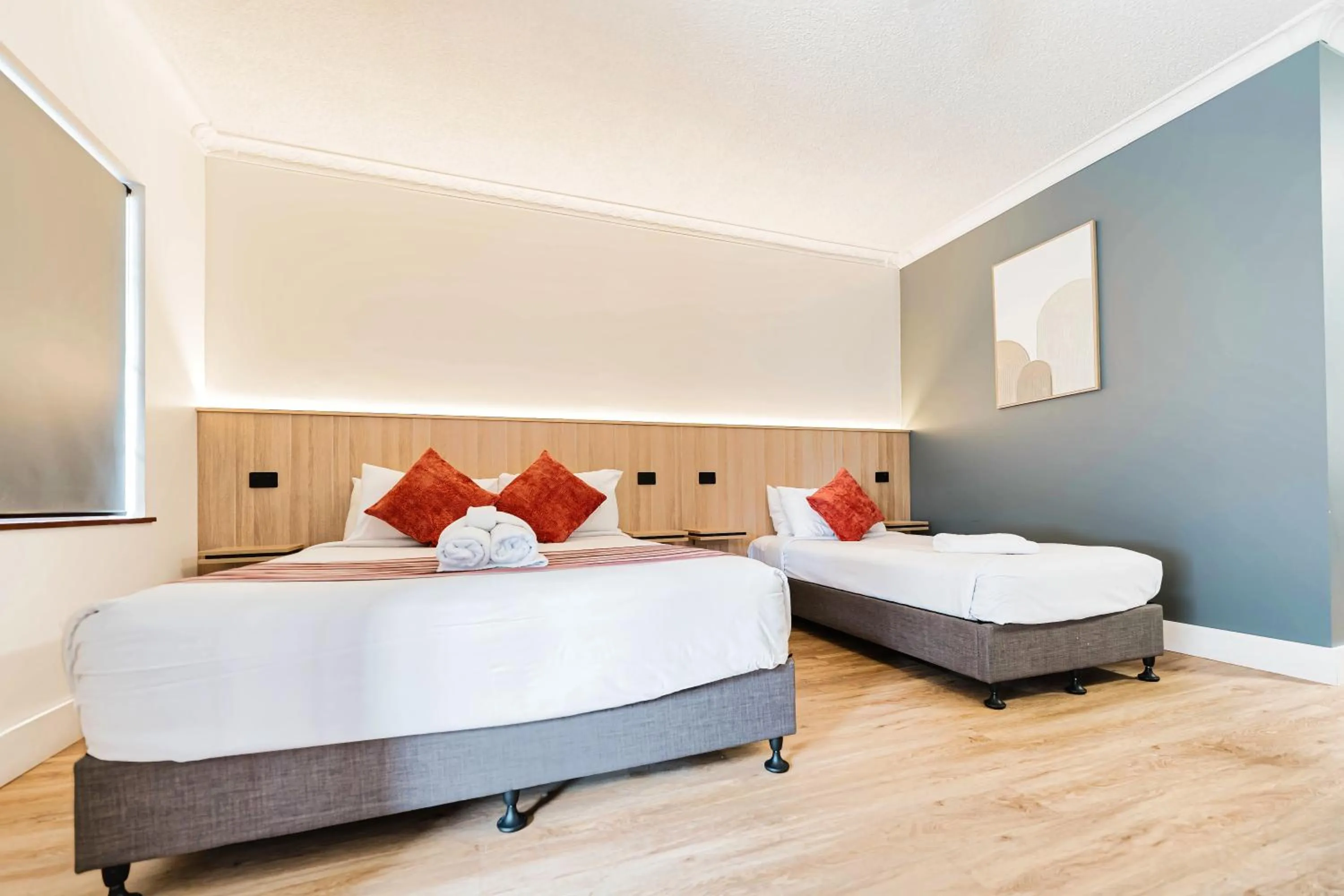 Bed in Country 2 Coast Motor Inn Coffs Harbour