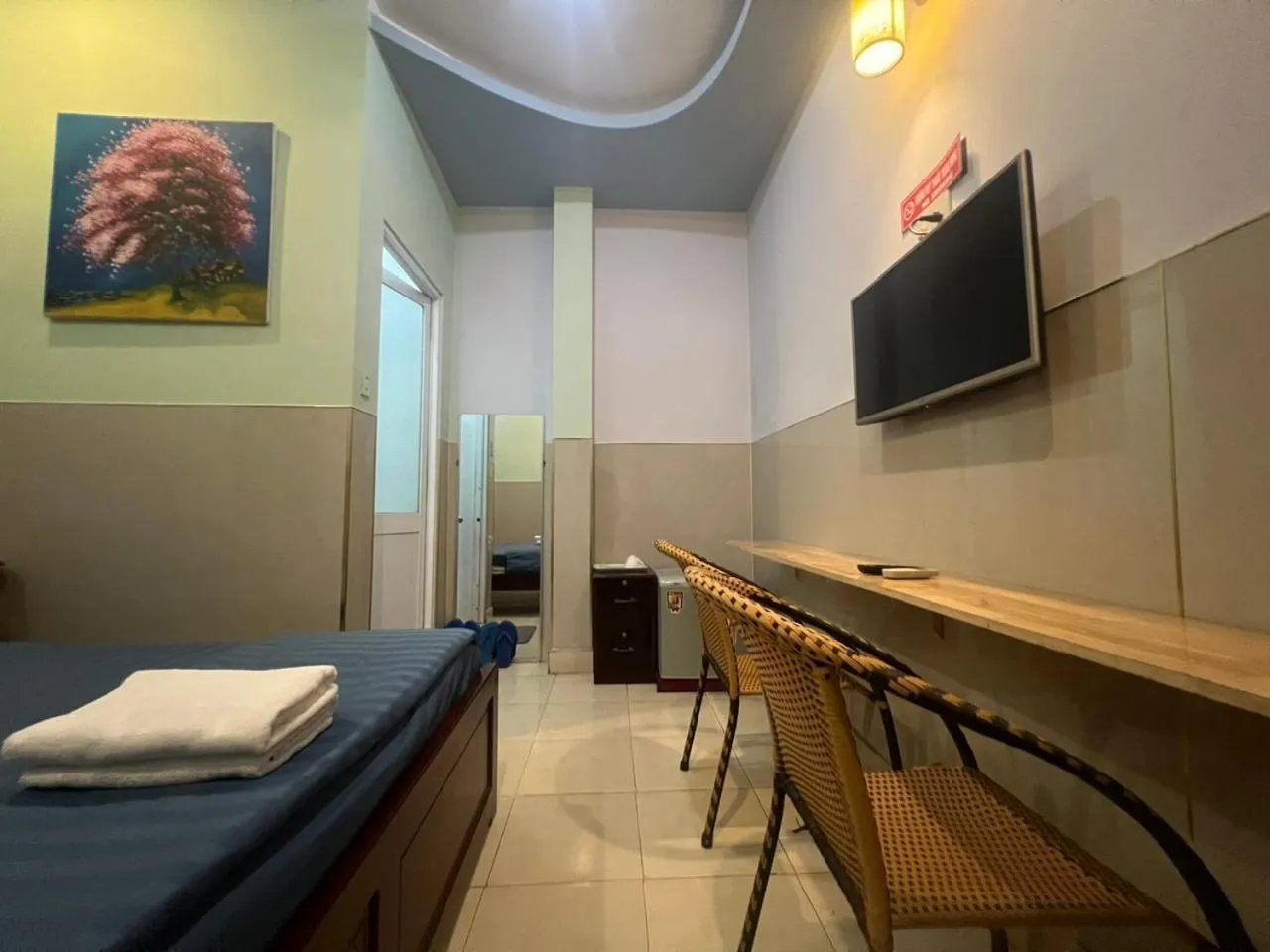 Bed in Kim Long Hotel