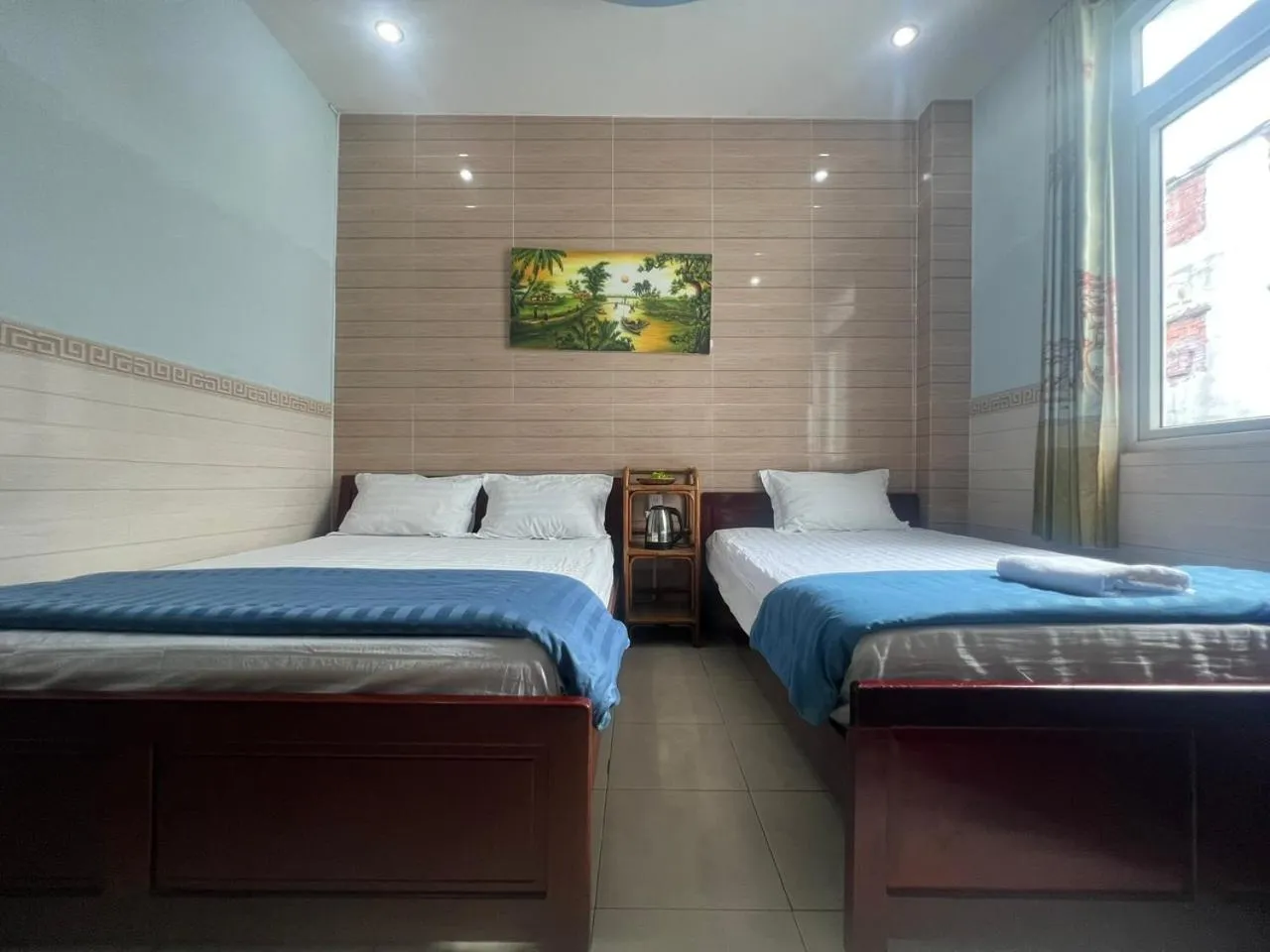 Bed in Kim Long Hotel