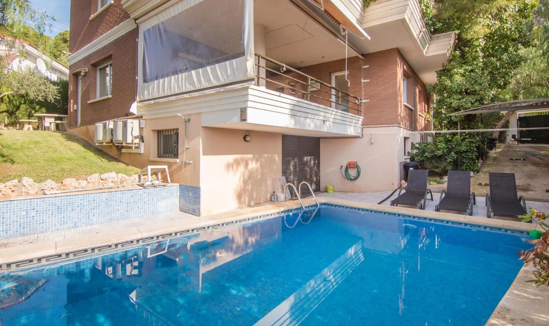 TarracoHomes, Villa Cala Crancs con Piscina Privada y Mesa de Billar