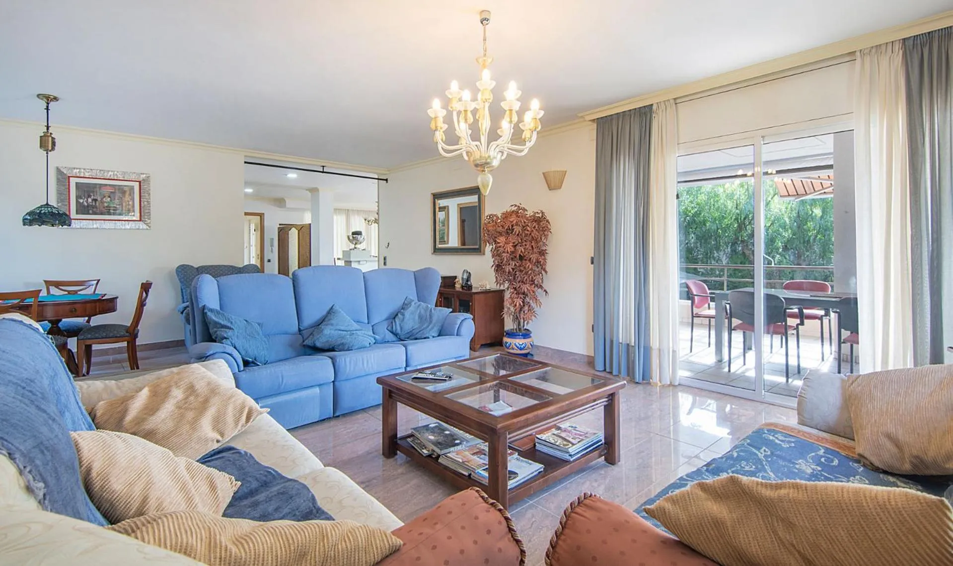 TarracoHomes, Villa Cala Crancs con Piscina Privada y Mesa de Billar
