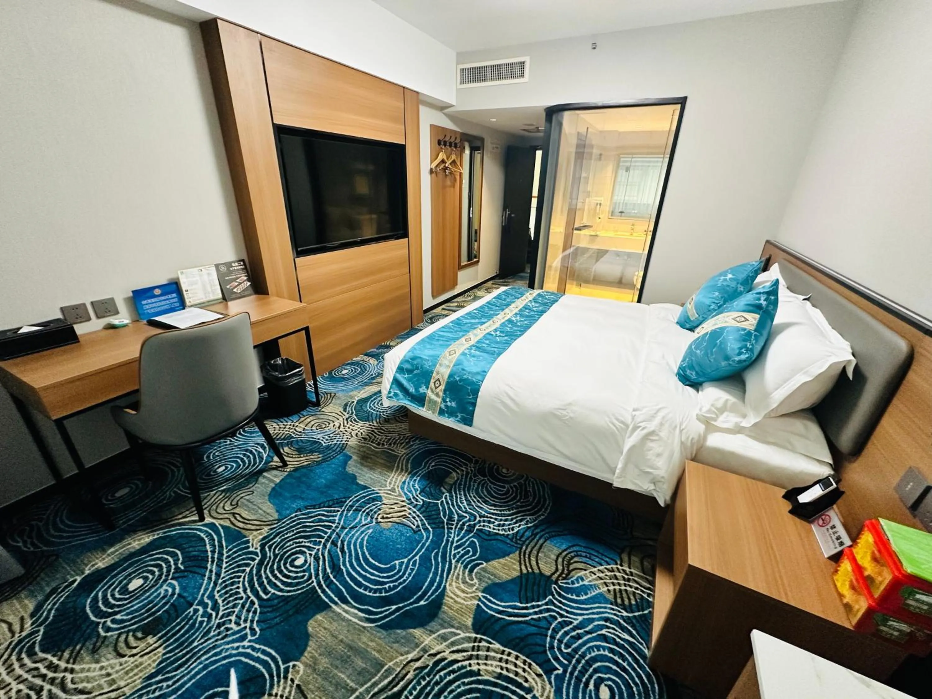 Bed in The North Garden Hotel Beijing Wangfujing