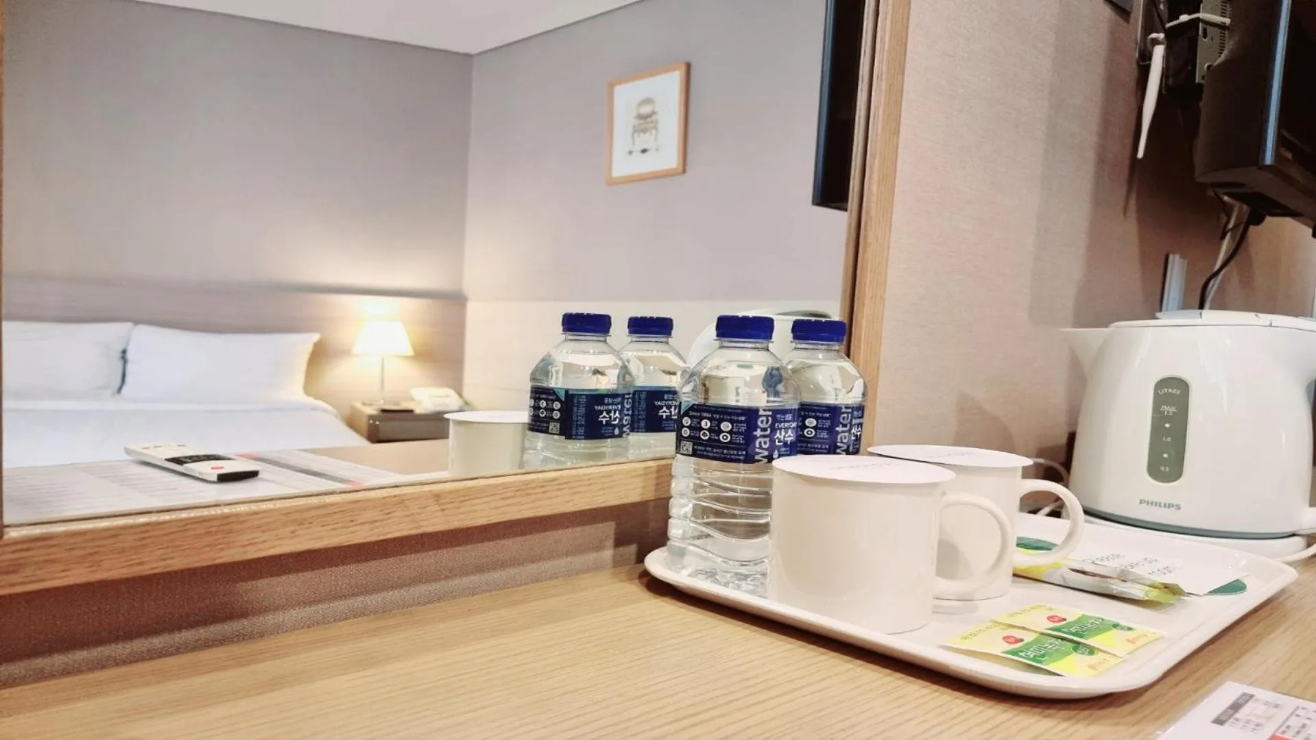 Coffee/tea facilities, Bed in New Seoul Hotel Myeongdong