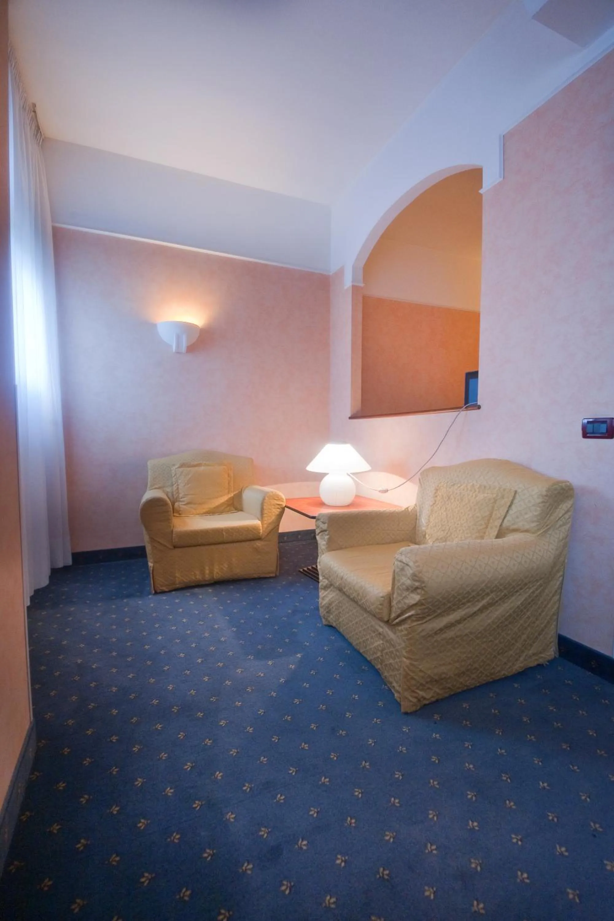 Living room, Bed in Hotel Le Sorgenti