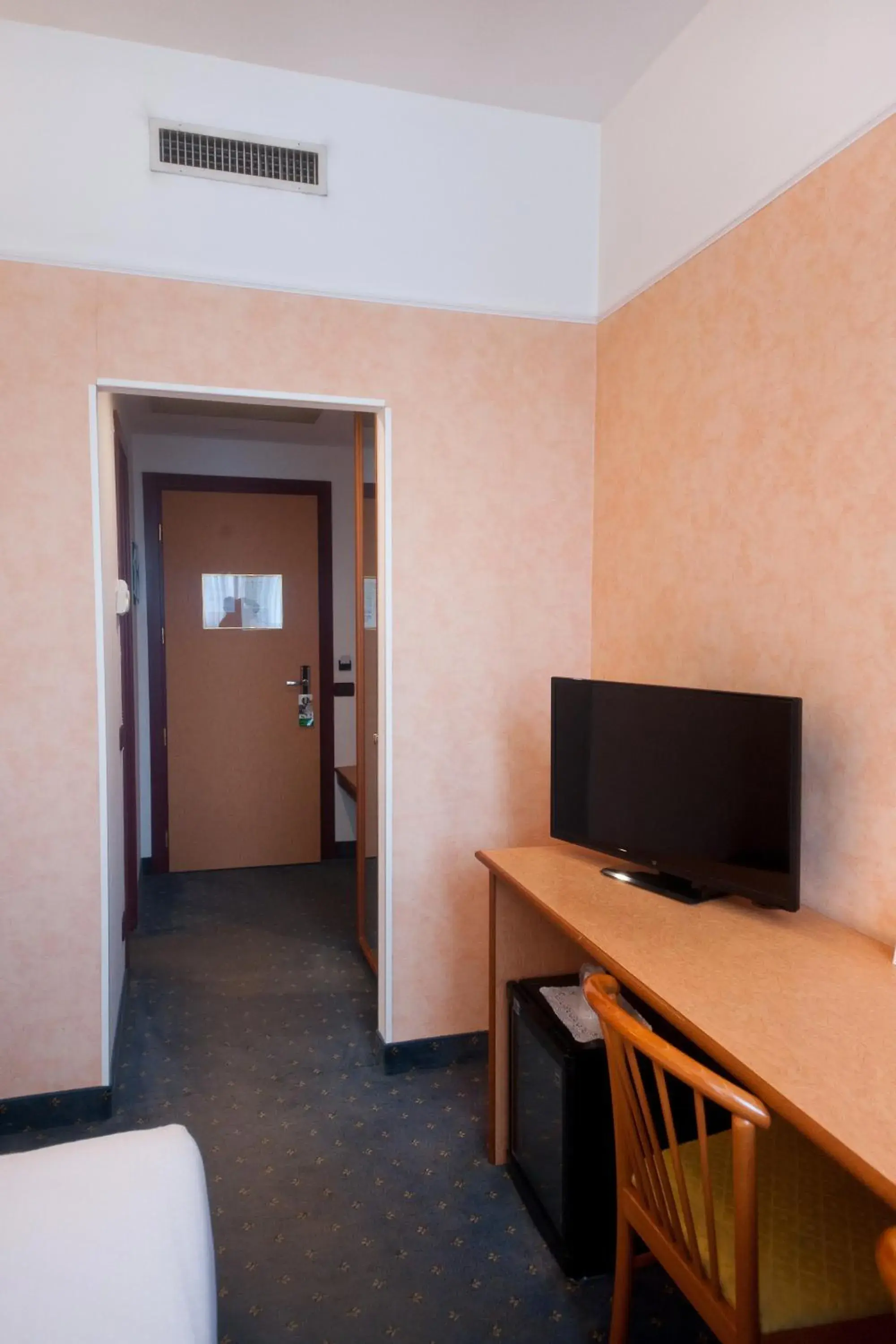 Photo of the whole room in Hotel Le Sorgenti Photo of the whole room in Hotel Le Sorgenti