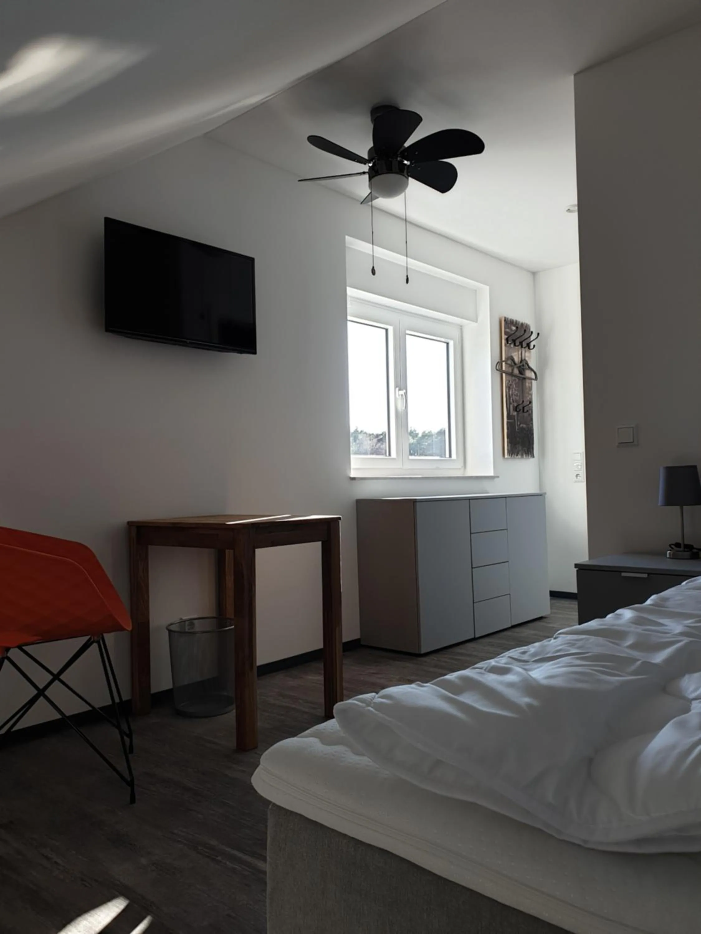 Photo of the whole room, Bed in ANJA'S motel