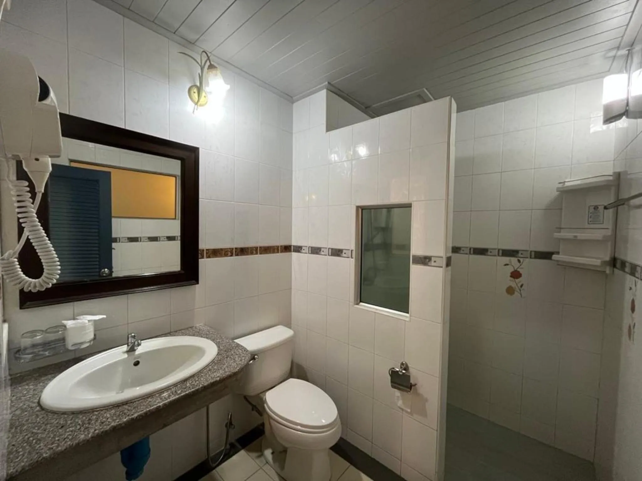 Toilet in Srichada Hotel Khaolak - SHA Extra Plus