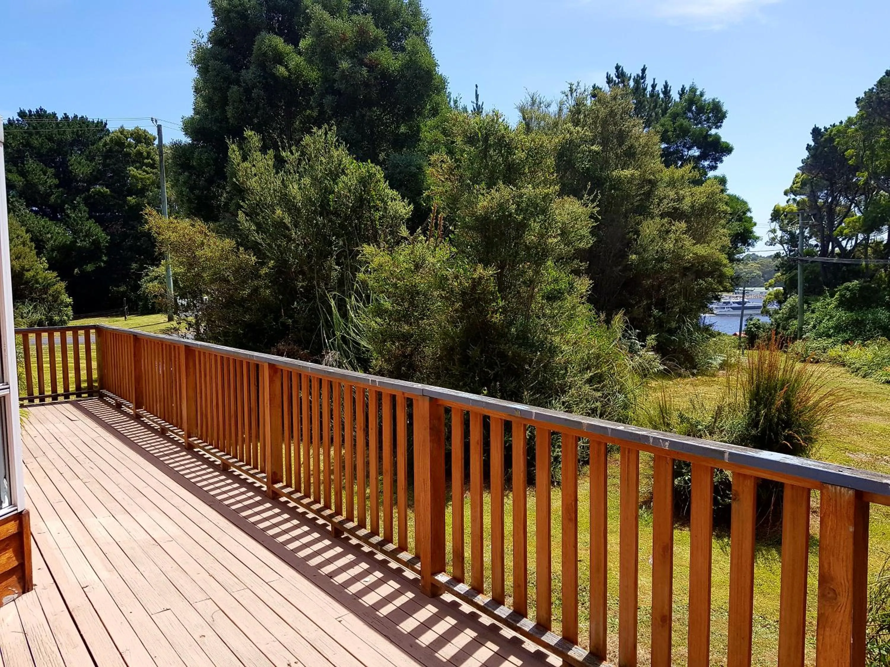 Patio in Regatta Point Tavern & Holiday Villas