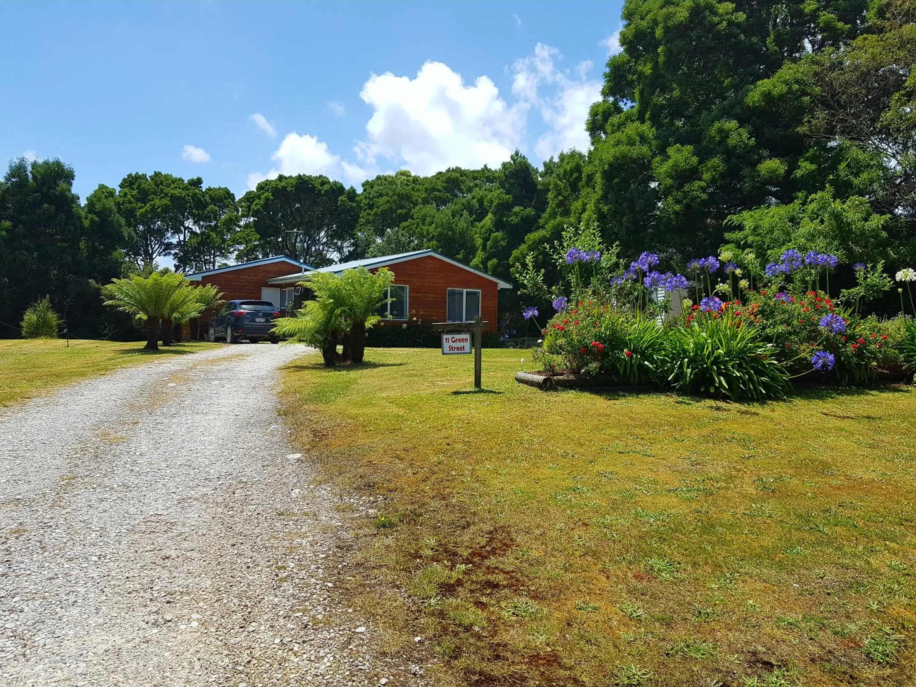 Off site in Regatta Point Tavern & Holiday Villas