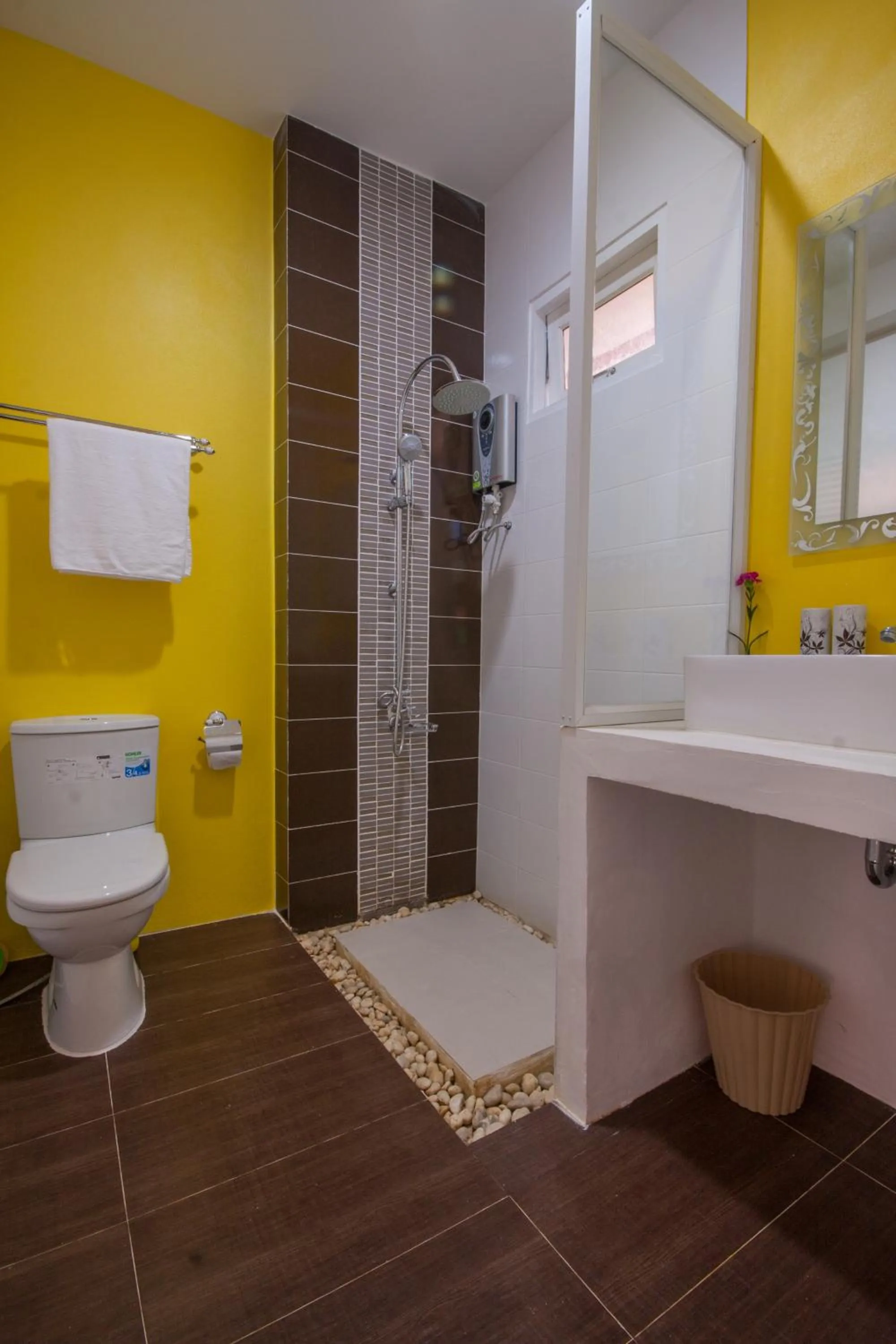 Laemsing Whitehouse Resort