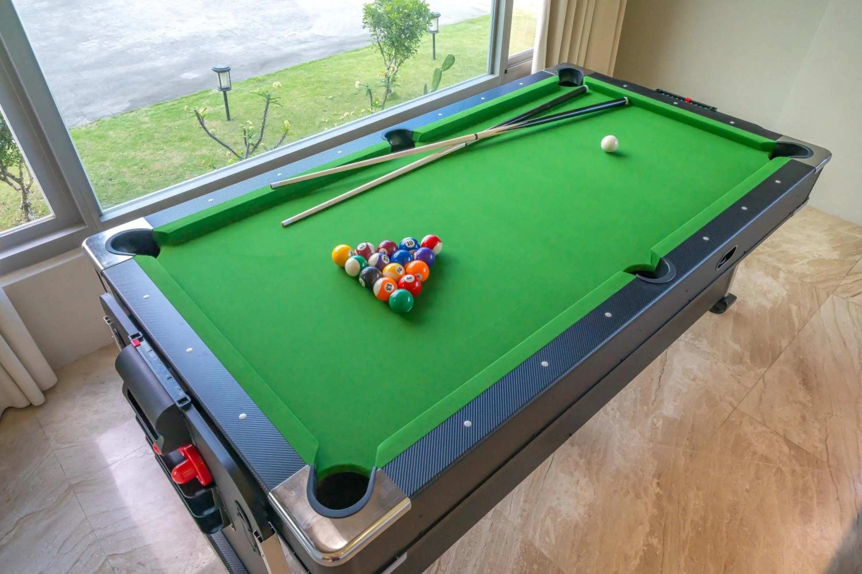 Billiard in 美麗晨曦民宿-附停車位 近慈濟