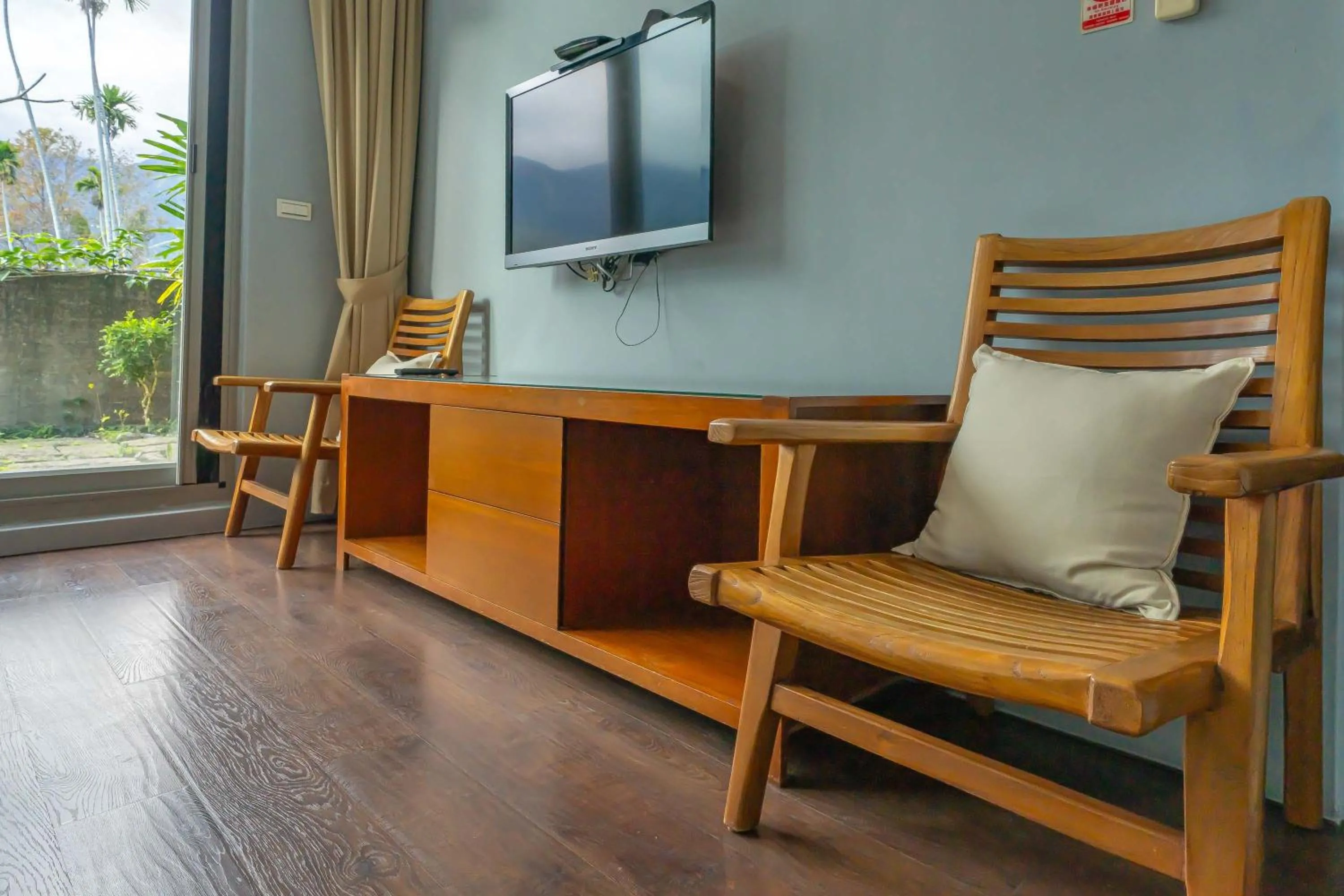 美麗晨曦民宿-附停車位 近慈濟