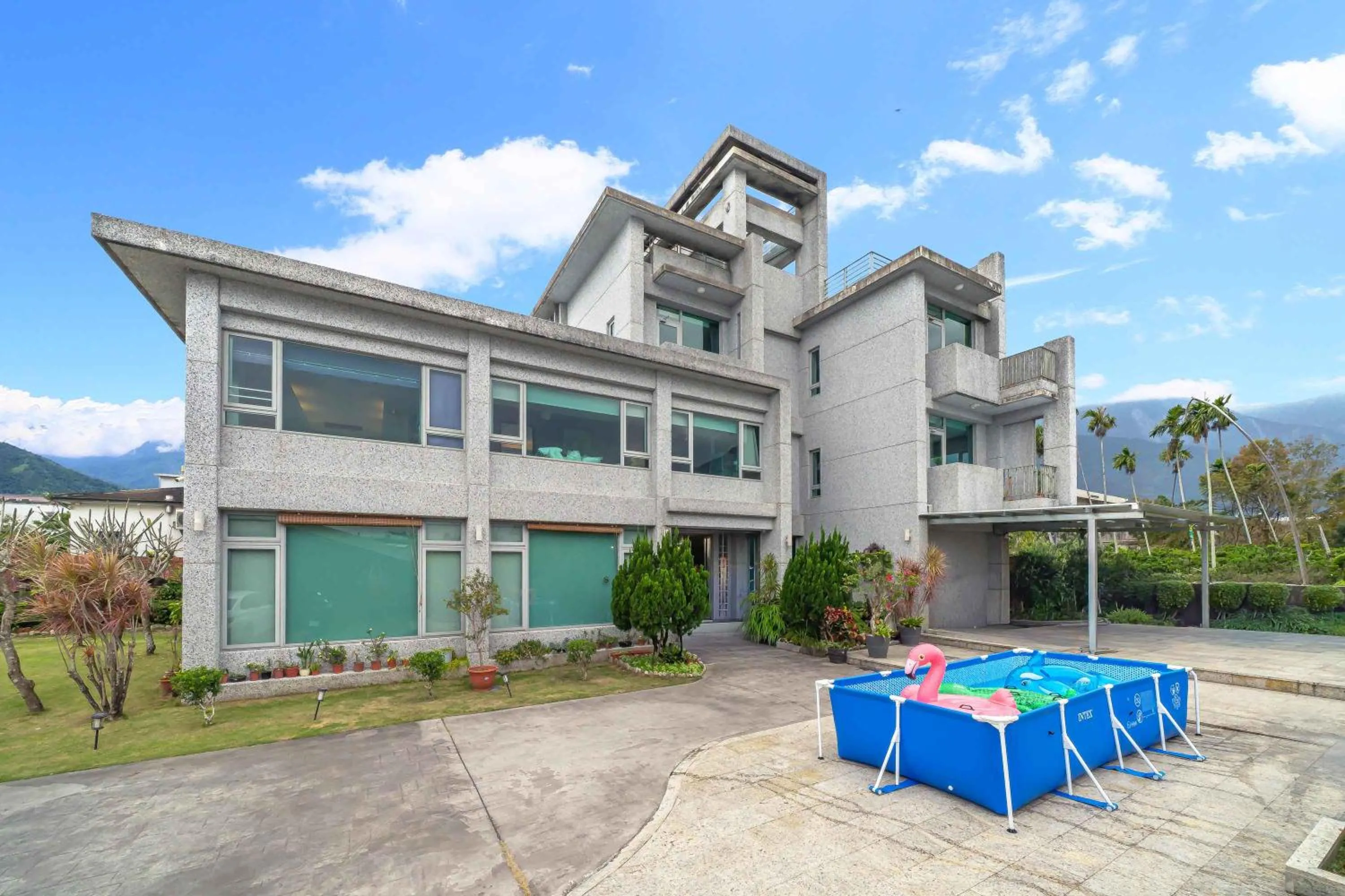 美麗晨曦民宿-附停車位 近慈濟