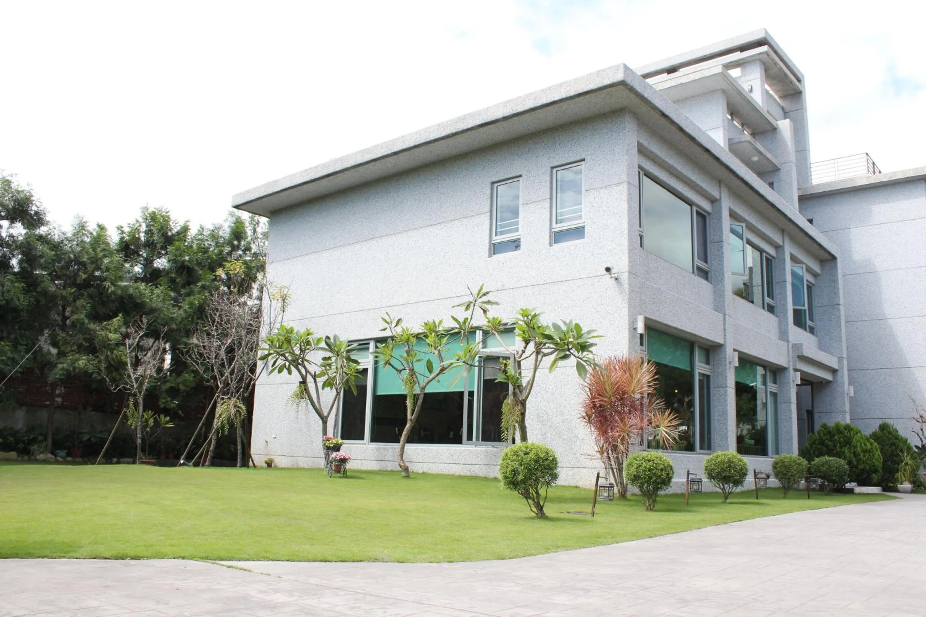 Property building in Pretty Sun B&B