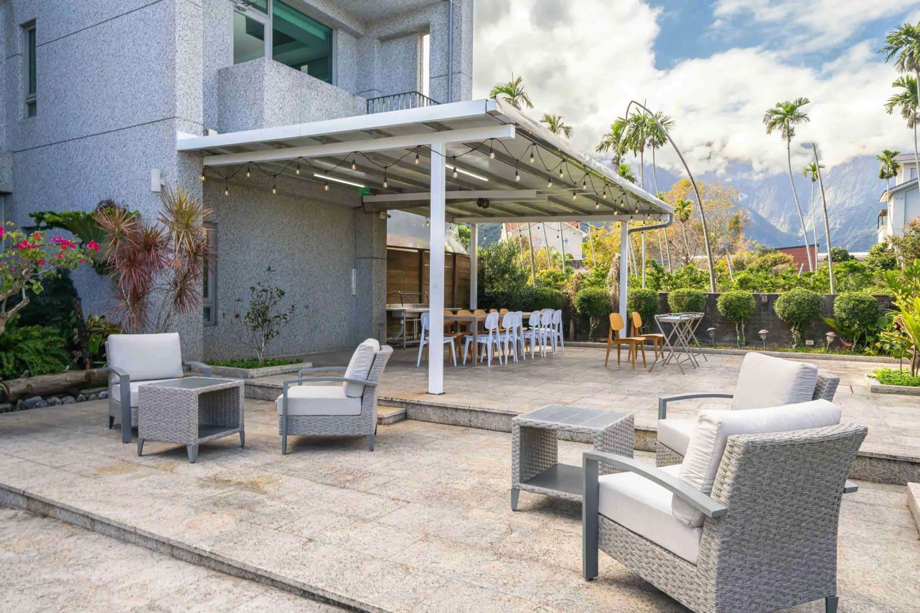 美麗晨曦民宿-附停車位 近慈濟