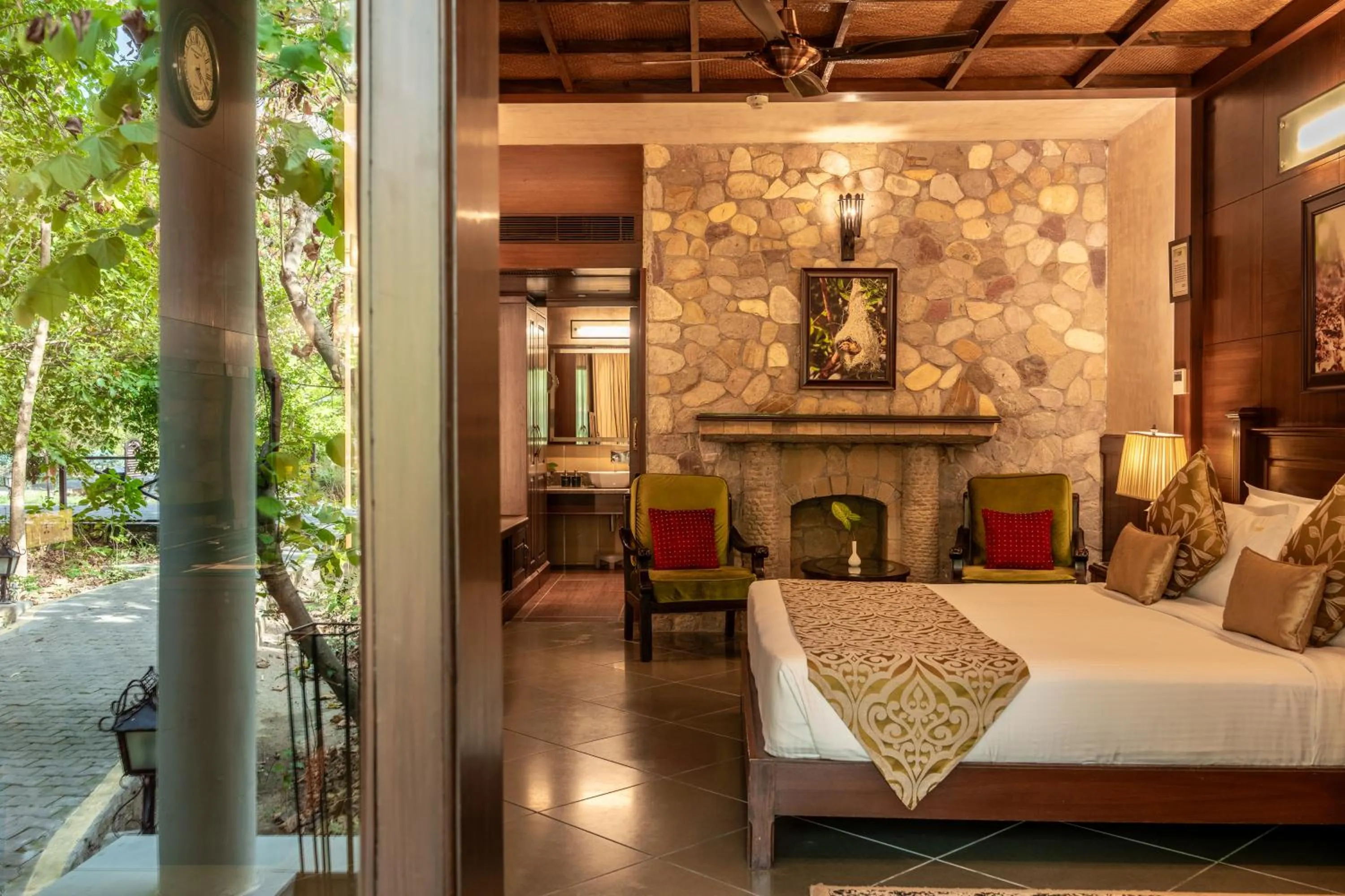 Bedroom in Aahana Resort - Jim Corbett