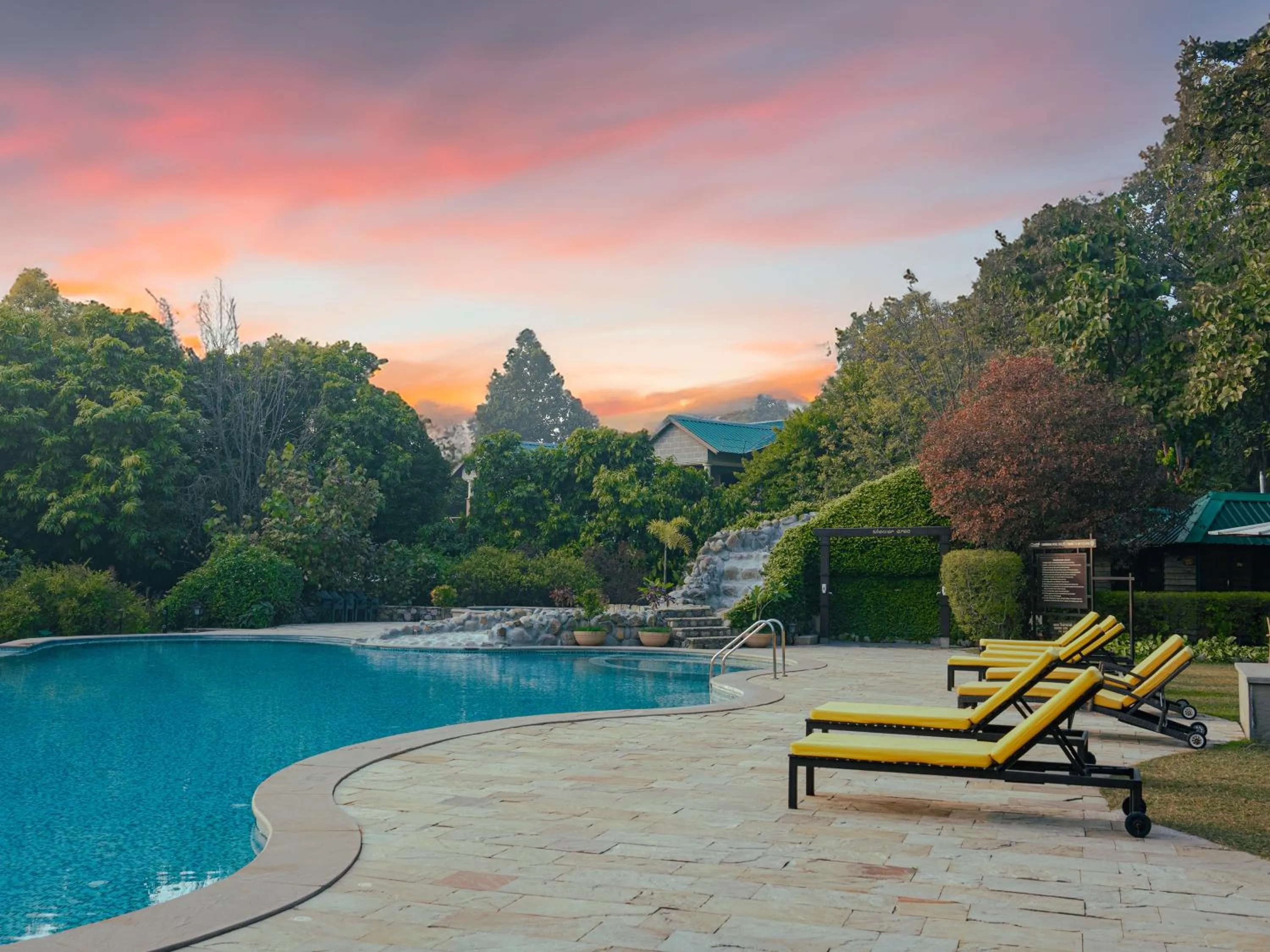 Swimming pool in Aahana Resort - Jim Corbett