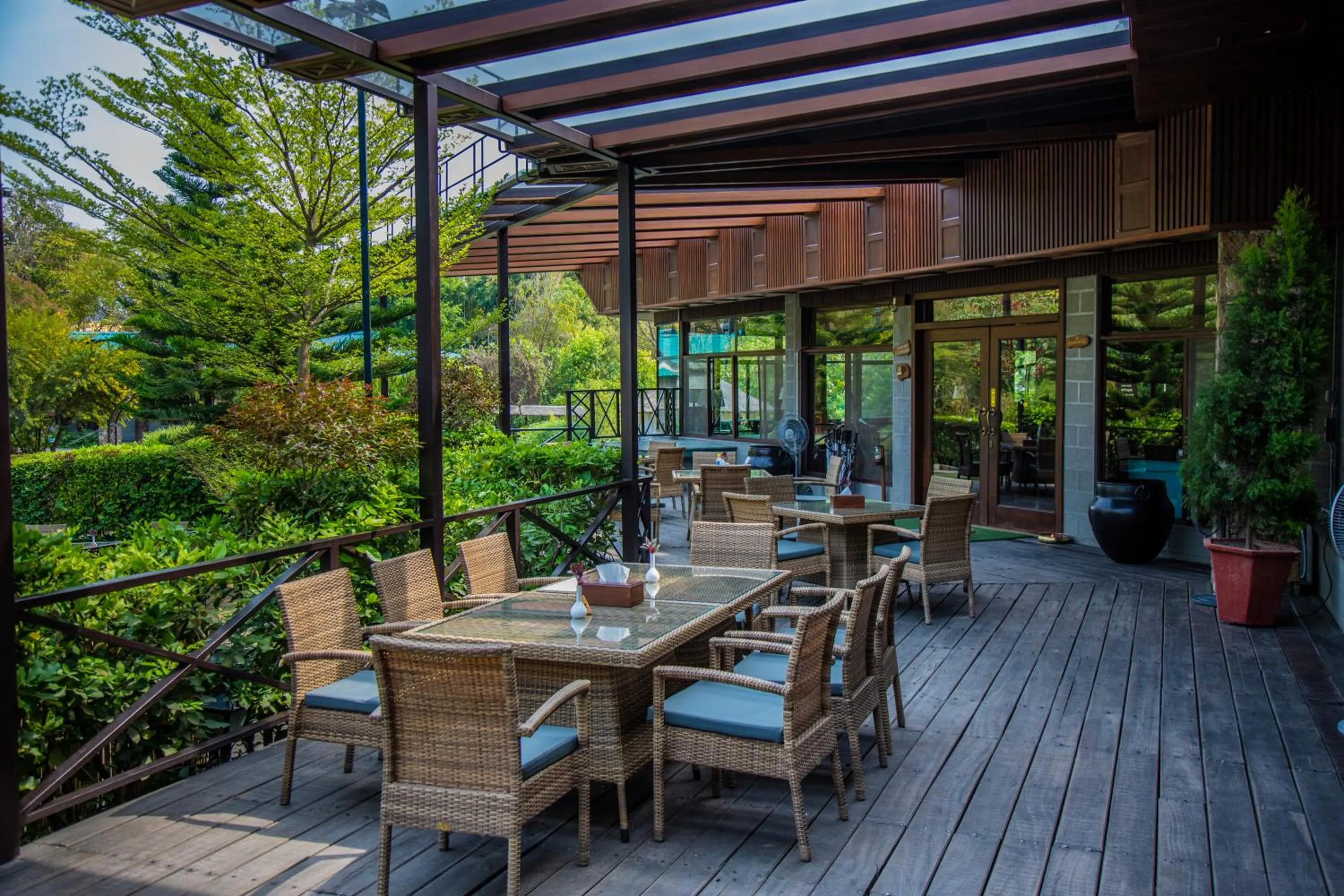 Restaurant/places to eat in Aahana Resort - Jim Corbett