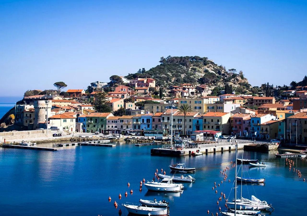 City view in LA GUARDIA Hotel