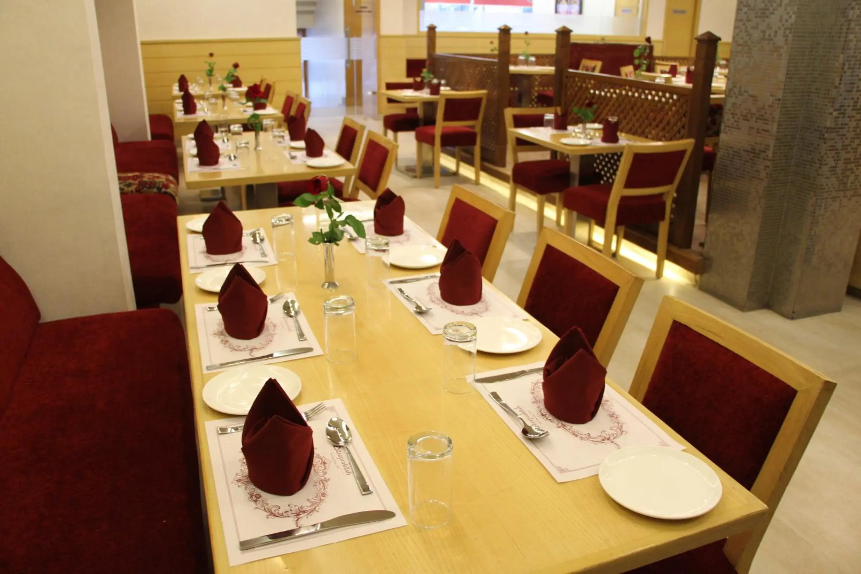 Restaurant/places to eat in Hotel Dasaprakash Restaurant/places to eat in Hotel Dasaprakash