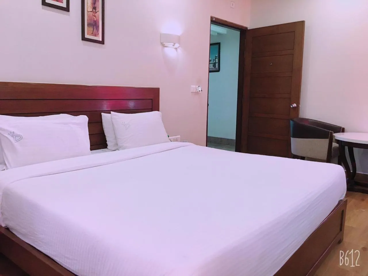 Photo of the whole room, Bed in Hotel Dasaprakash