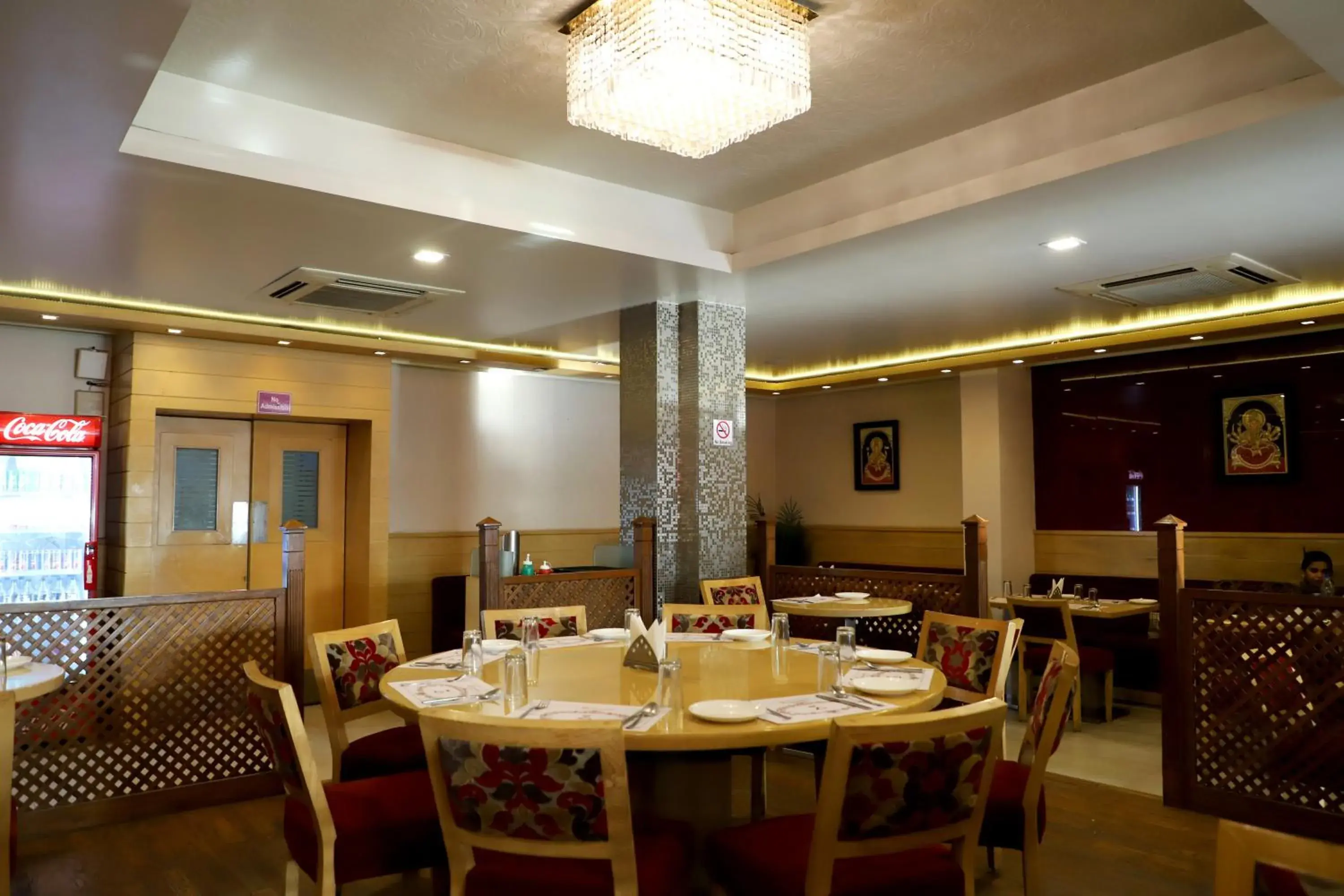 Restaurant/places to eat in Hotel Dasaprakash Restaurant/places to eat in Hotel Dasaprakash