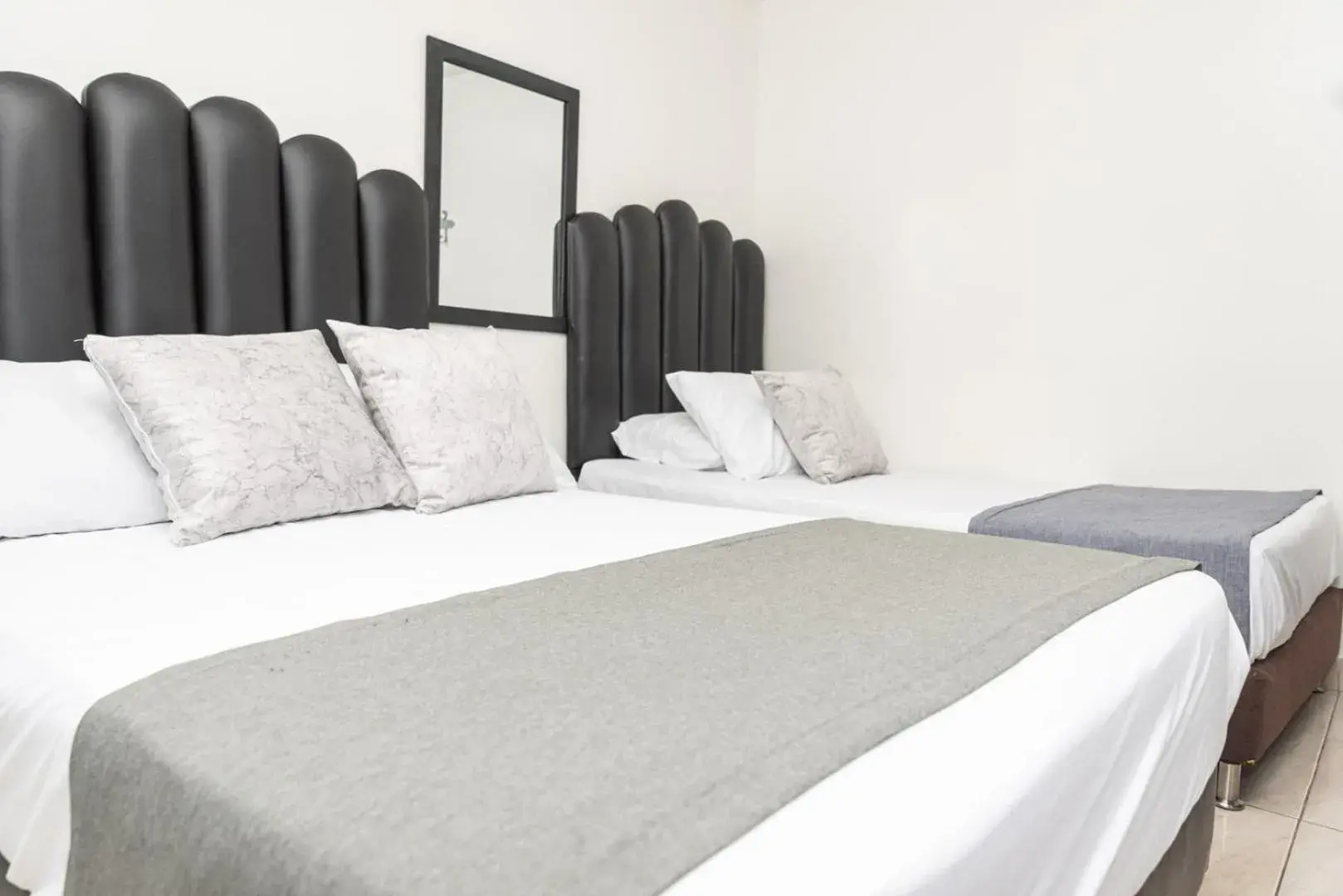 Bed in Hotel Alcazar Bed in Hotel Alcazar