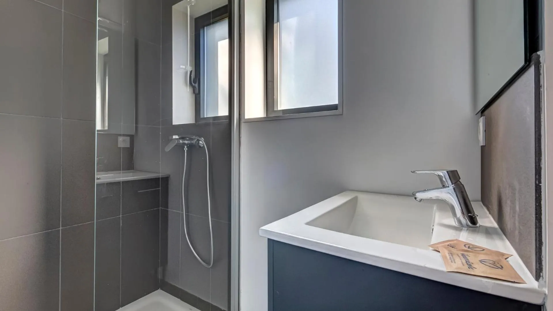 Bathroom in Vacancéole - Le Village des Oiseaux