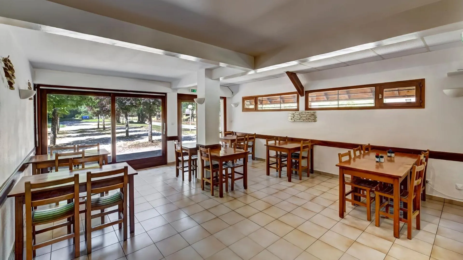 Restaurant/places to eat in Vacancéole - Le Village des Oiseaux