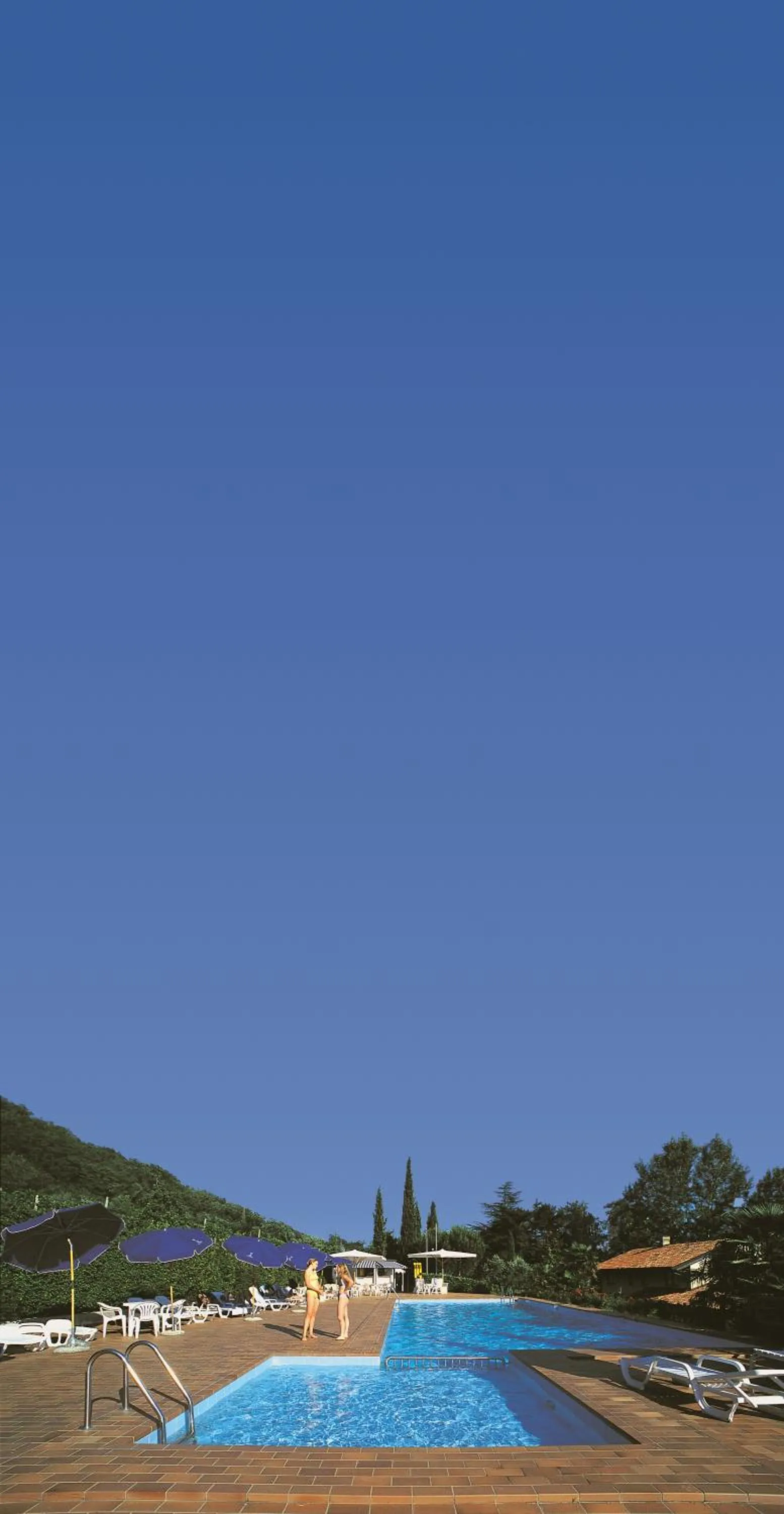 Swimming pool in Villa Felcaro - Relais, Lodge & Restaurant