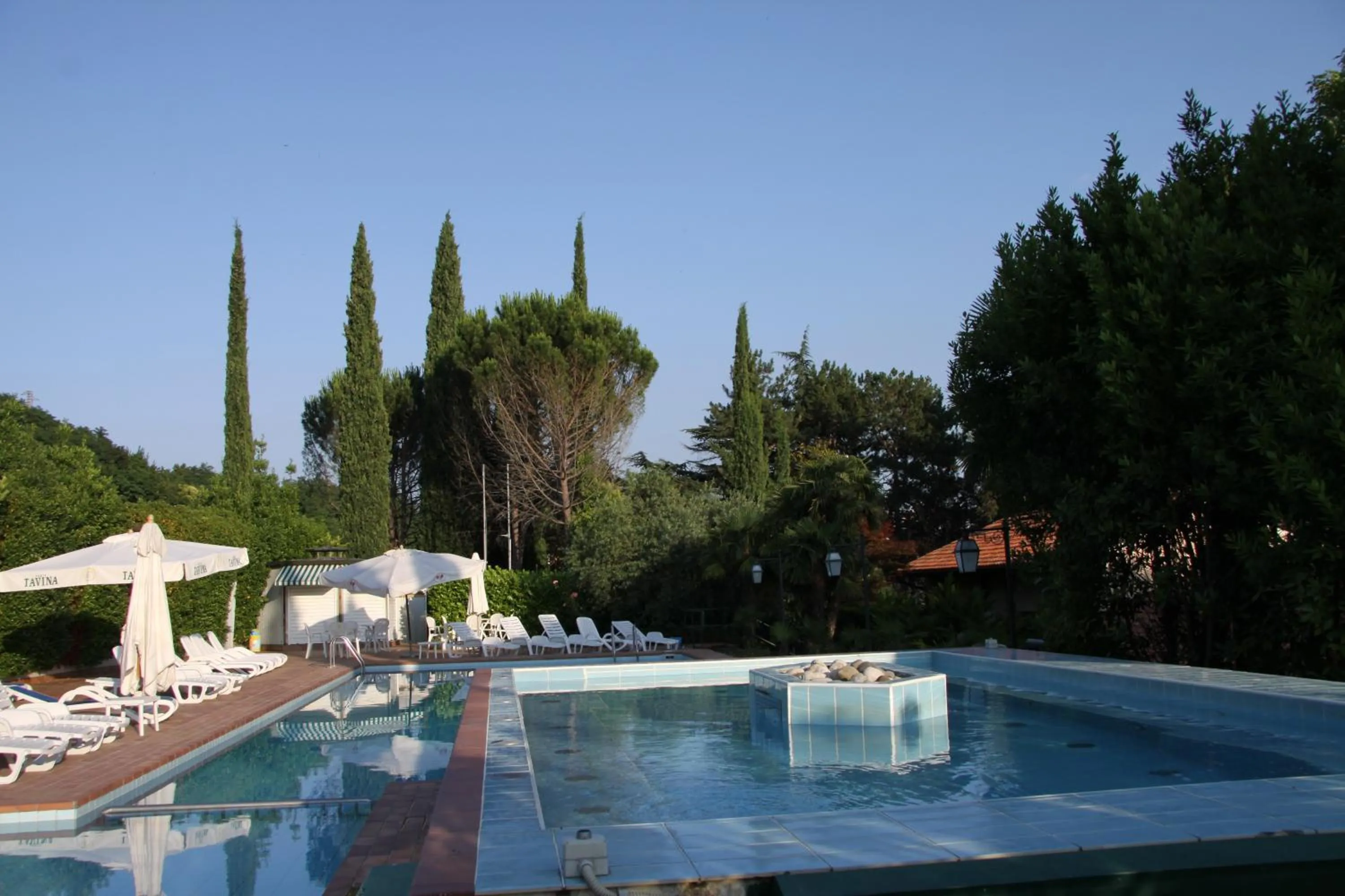 Swimming pool in Villa Felcaro - Relais, Lodge & Restaurant