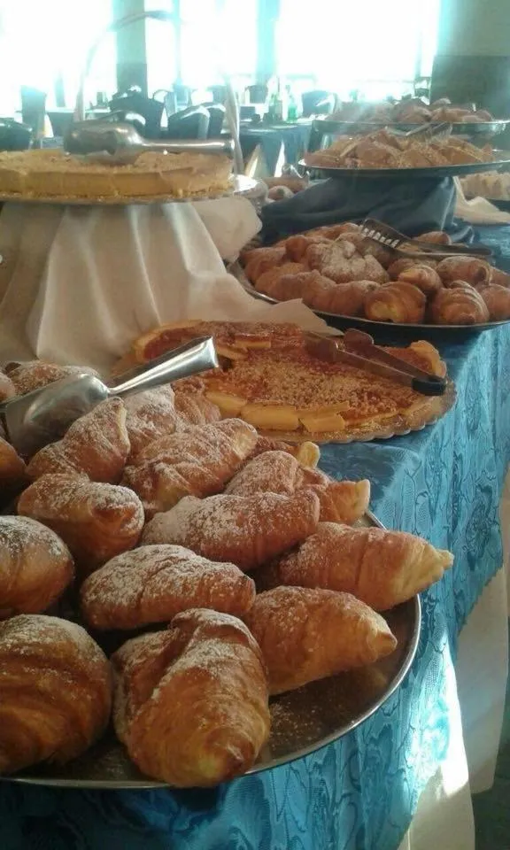 Breakfast in Hotel Foschi-Peninsula