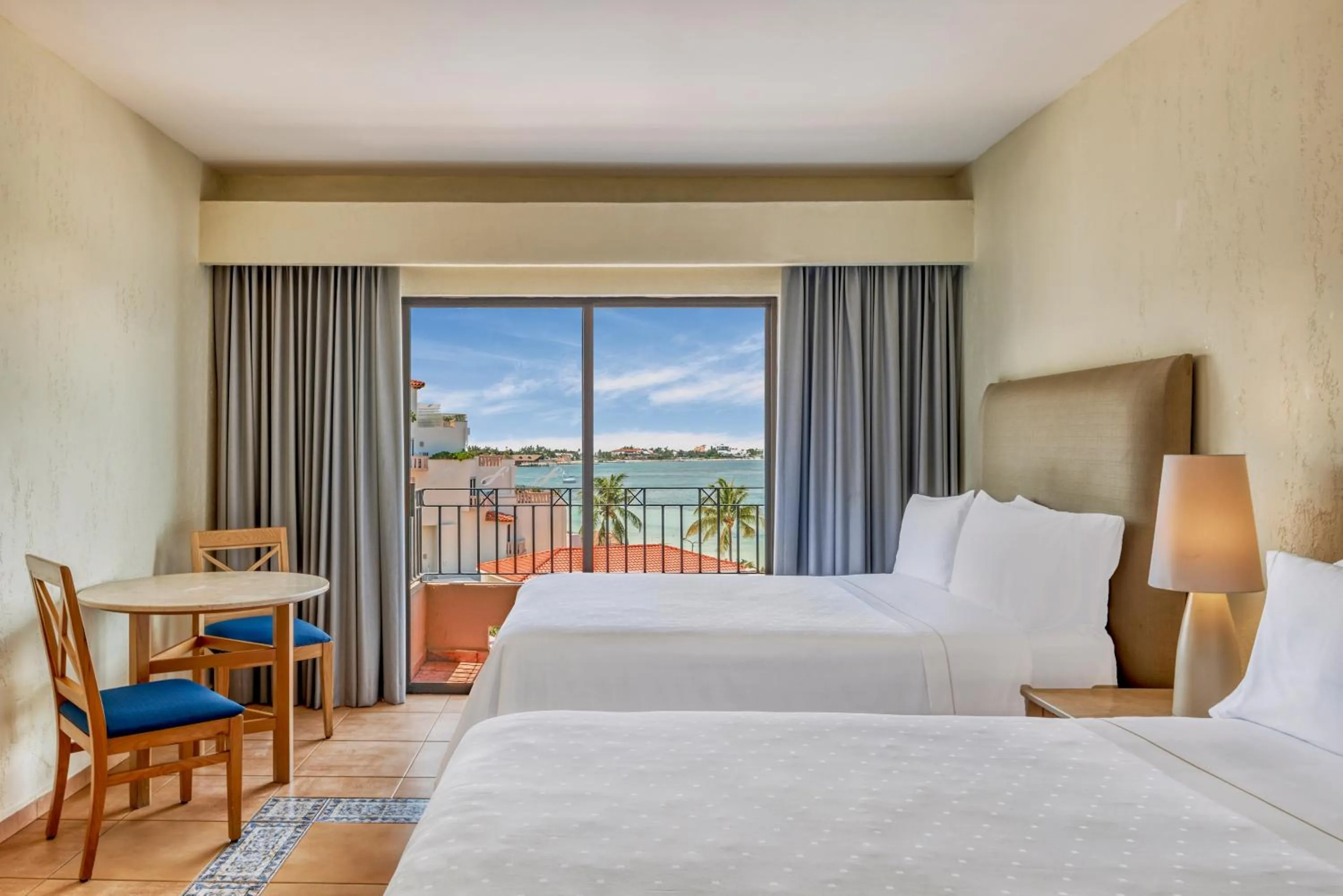 Bed in Fiesta Americana Cancun Villas