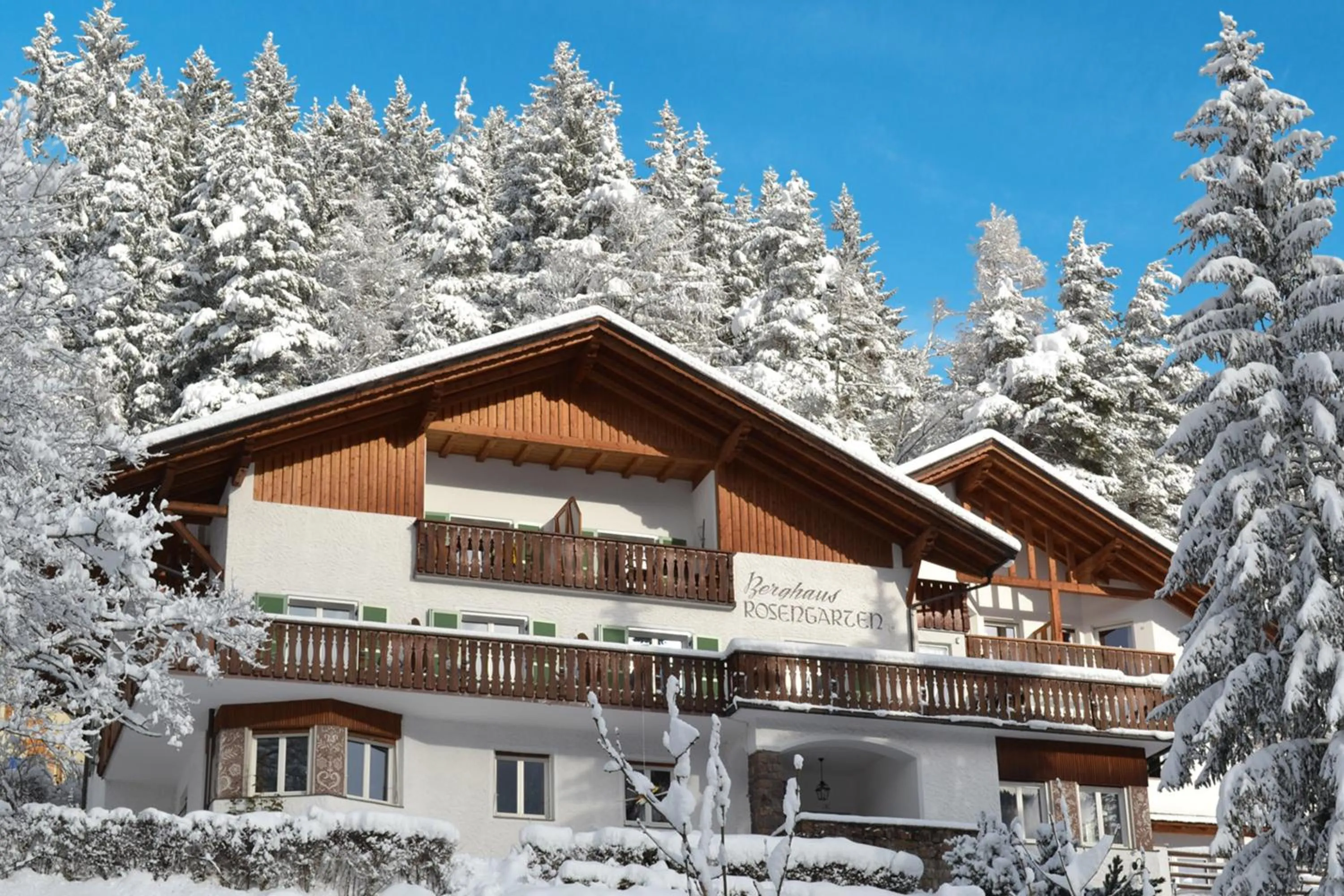 Property building in Hotel Berghaus Rosengarten