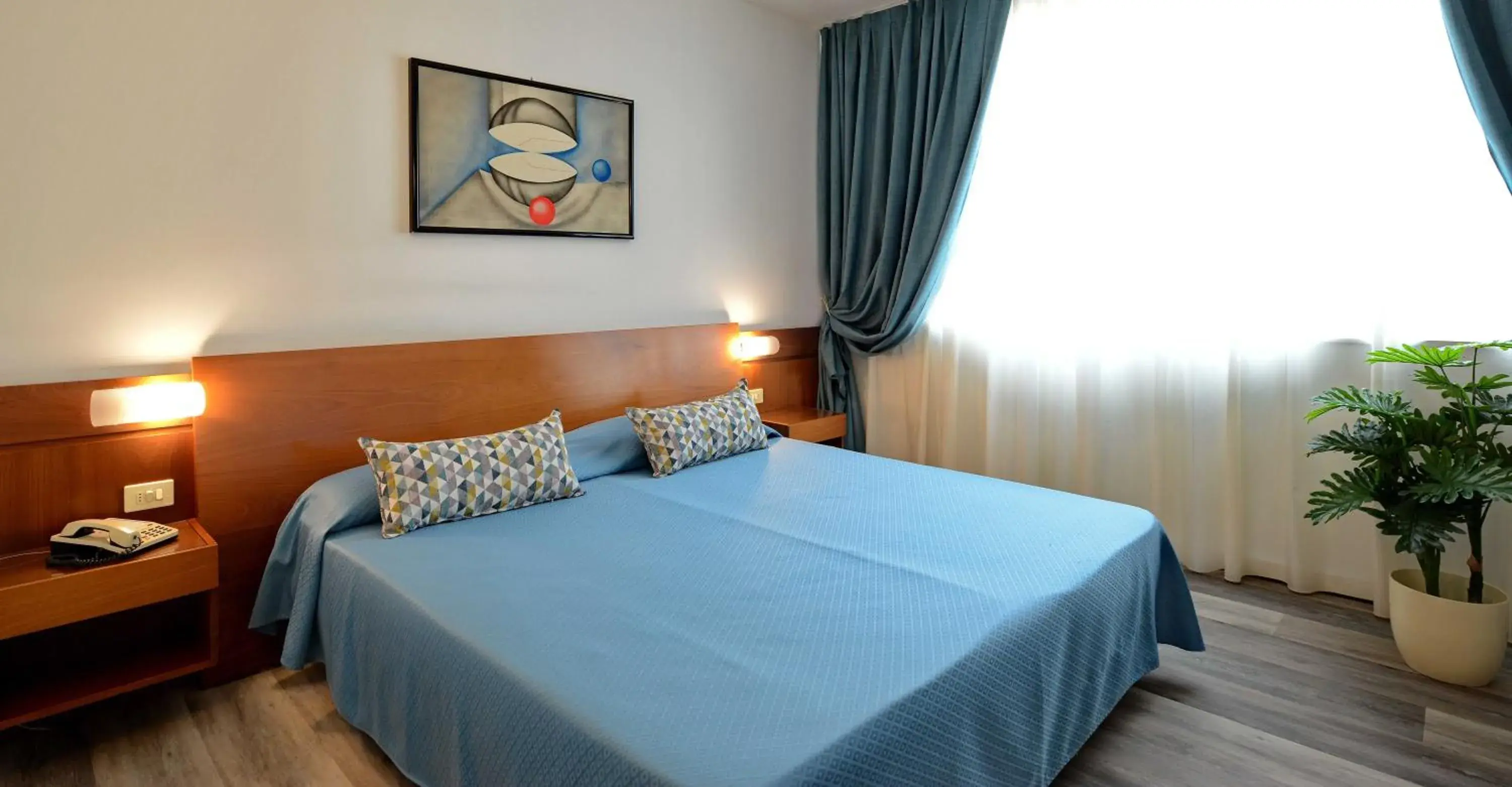 Bedroom, Bed in Hotel Krystal Bedroom, Bed in Hotel Krystal