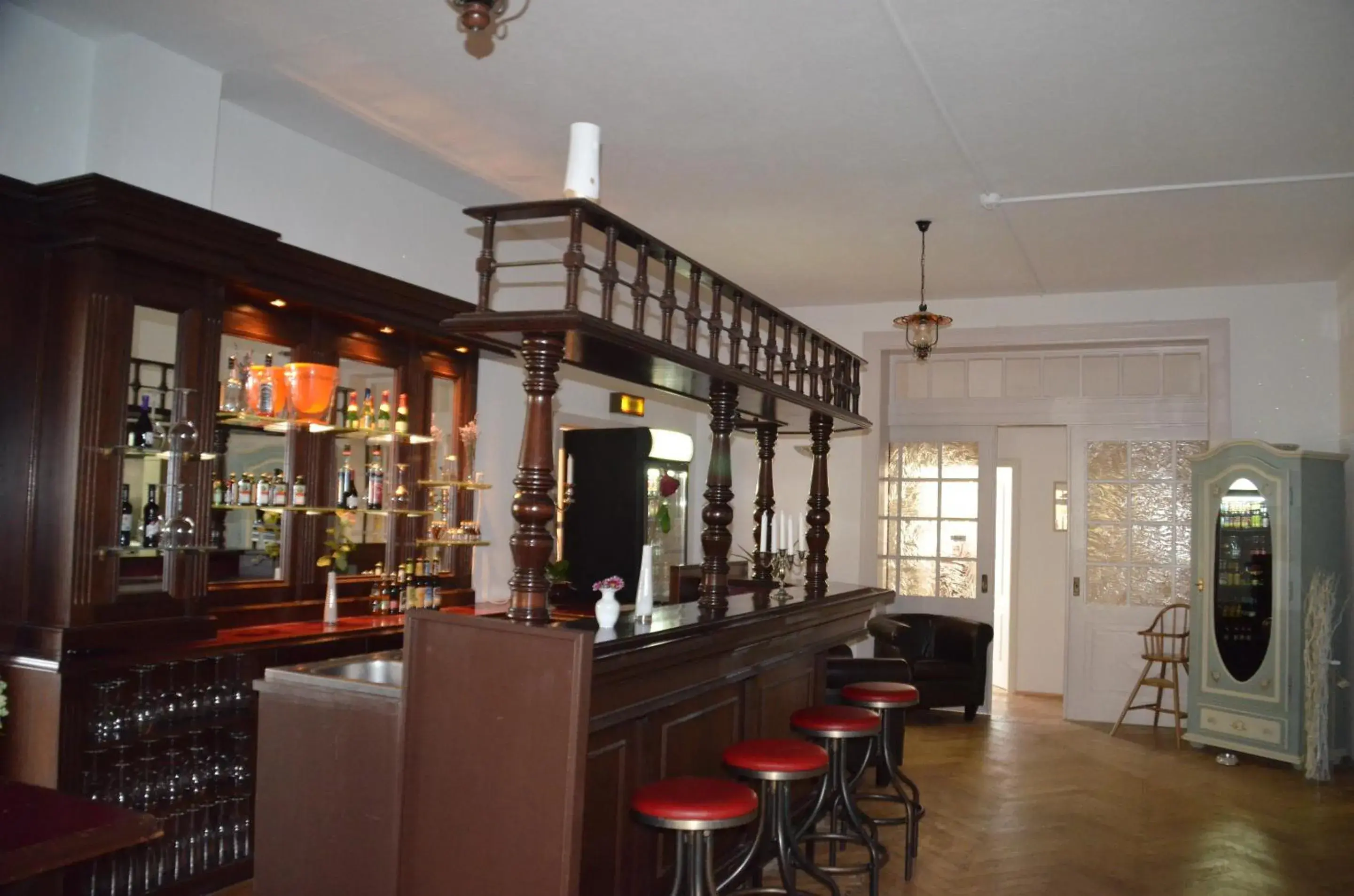 Lounge or bar in Hotel zur Köppe Lounge or bar in Hotel zur Köppe