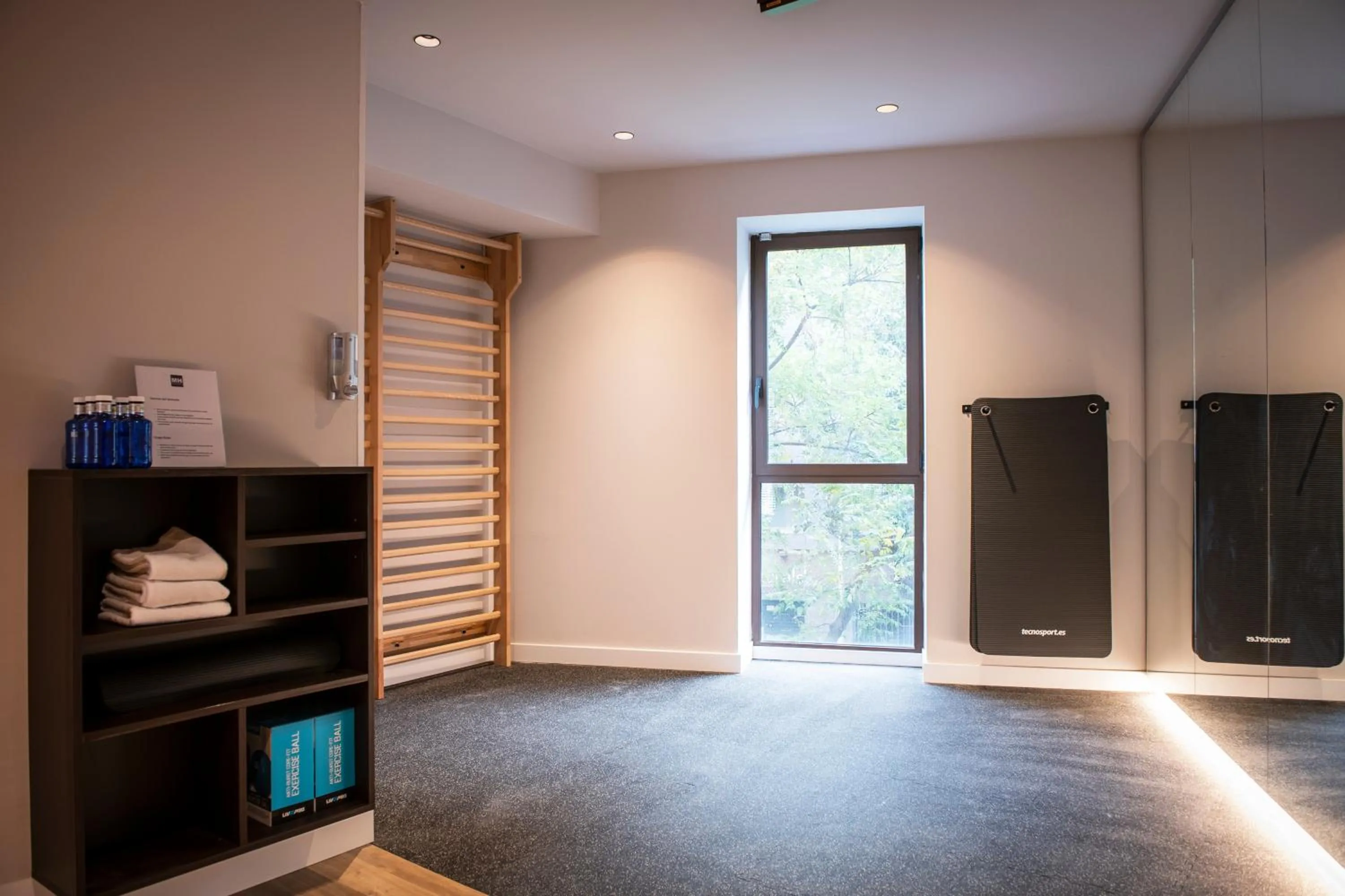 Fitness centre/facilities in MH Apartments Urban