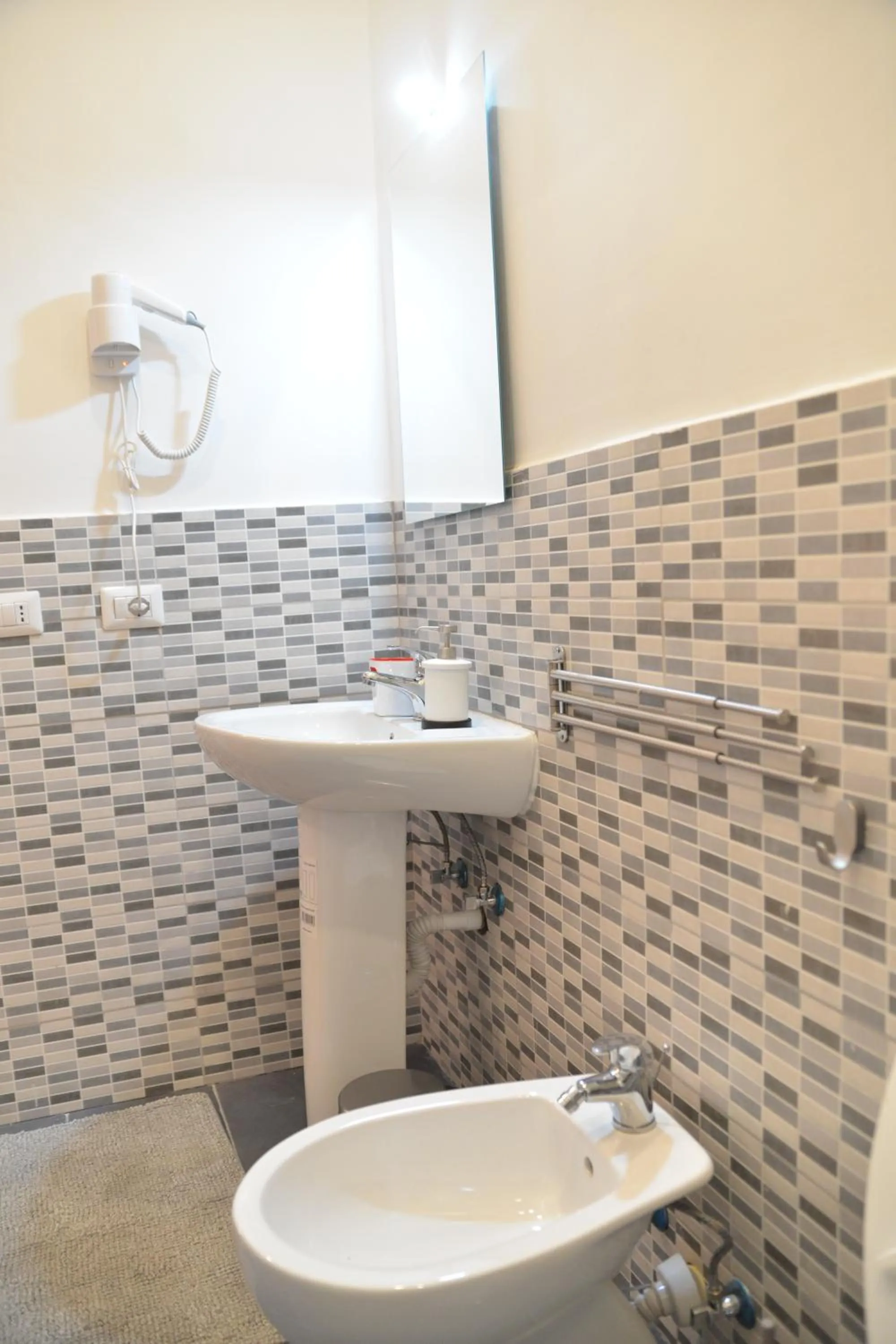 All You Need is Rome Guesthouse