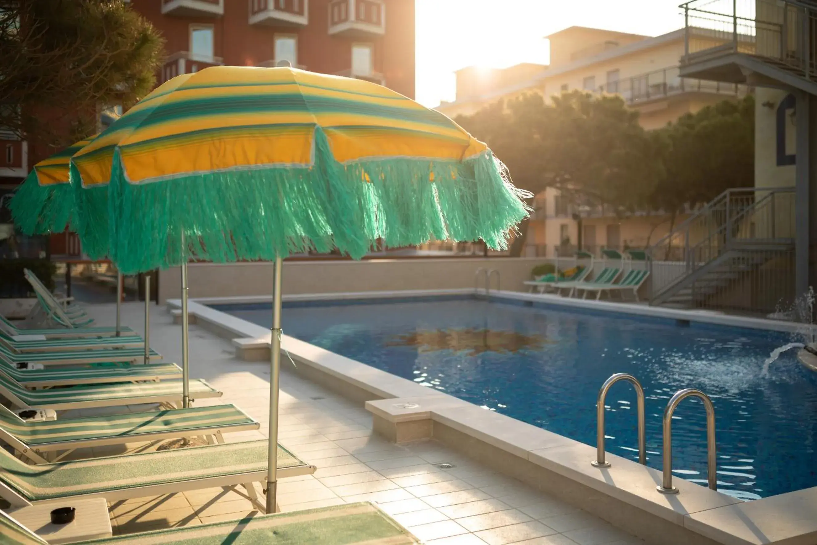 Swimming Pool in Hotel Kennedy