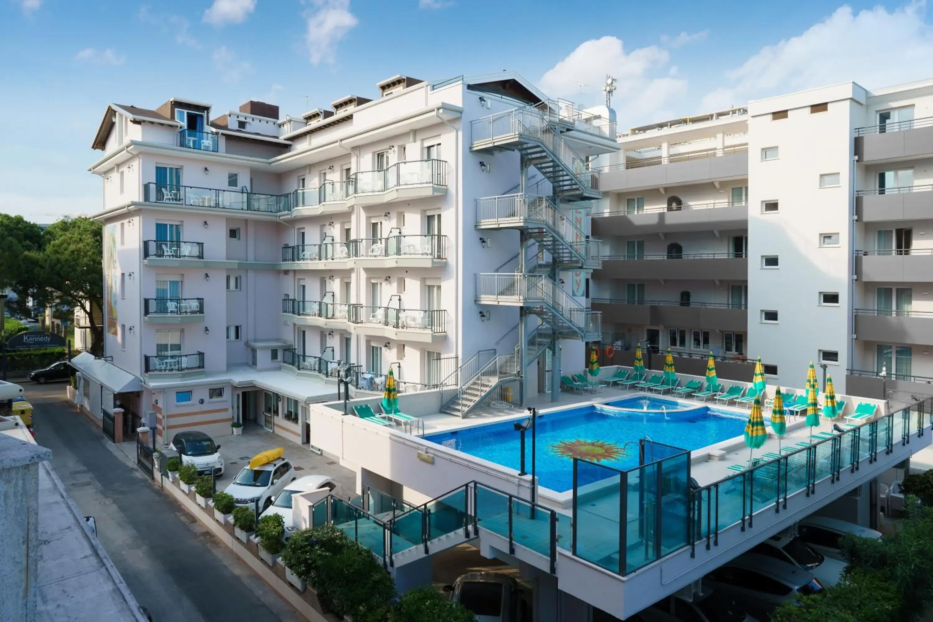 Property building, Swimming Pool in Hotel Kennedy