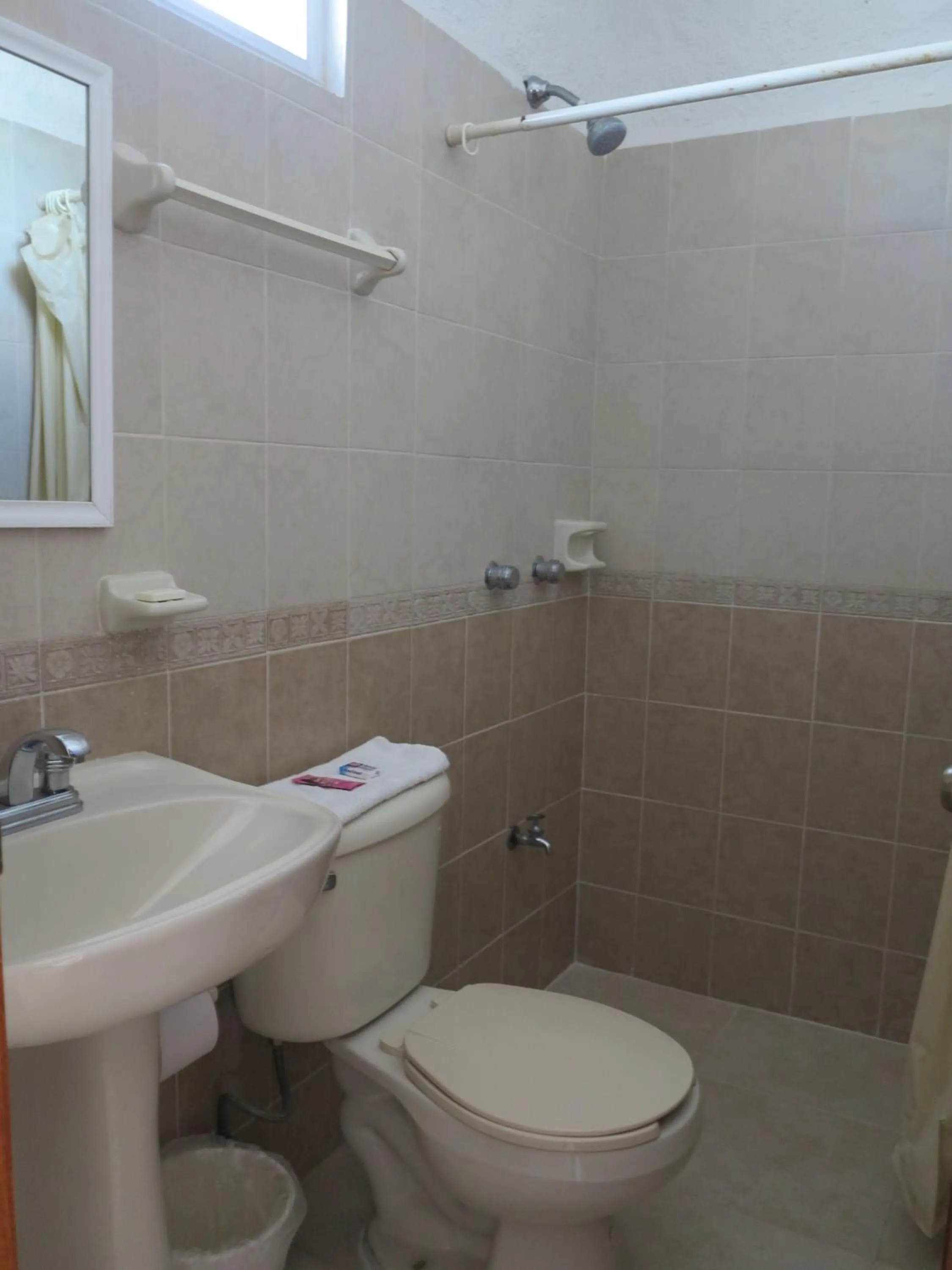 Bathroom in Hotel Holmar