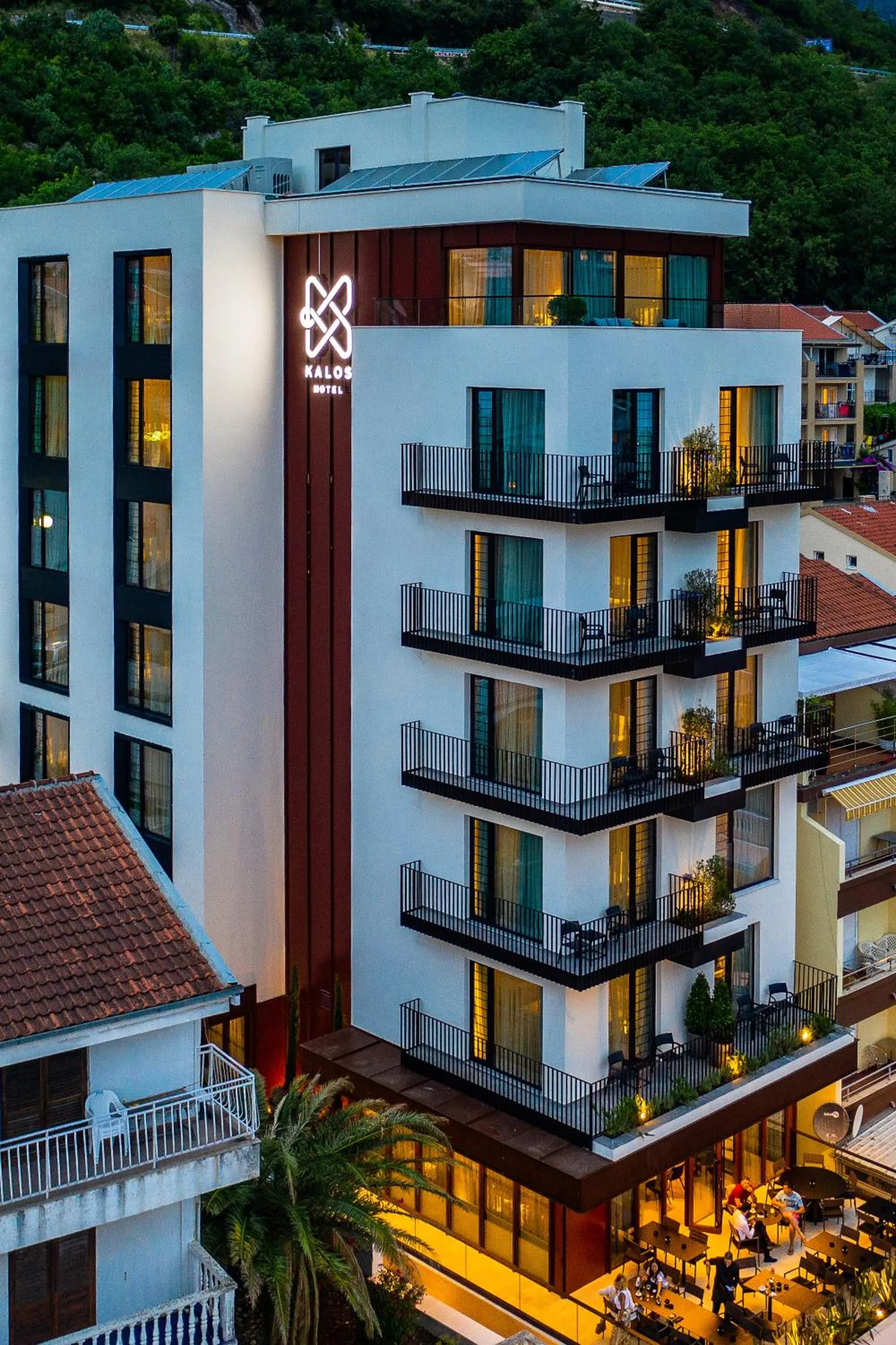 Property building in Hotel Kalos