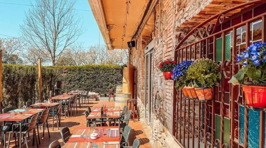 Restaurant/places to eat in Hotel Consentido