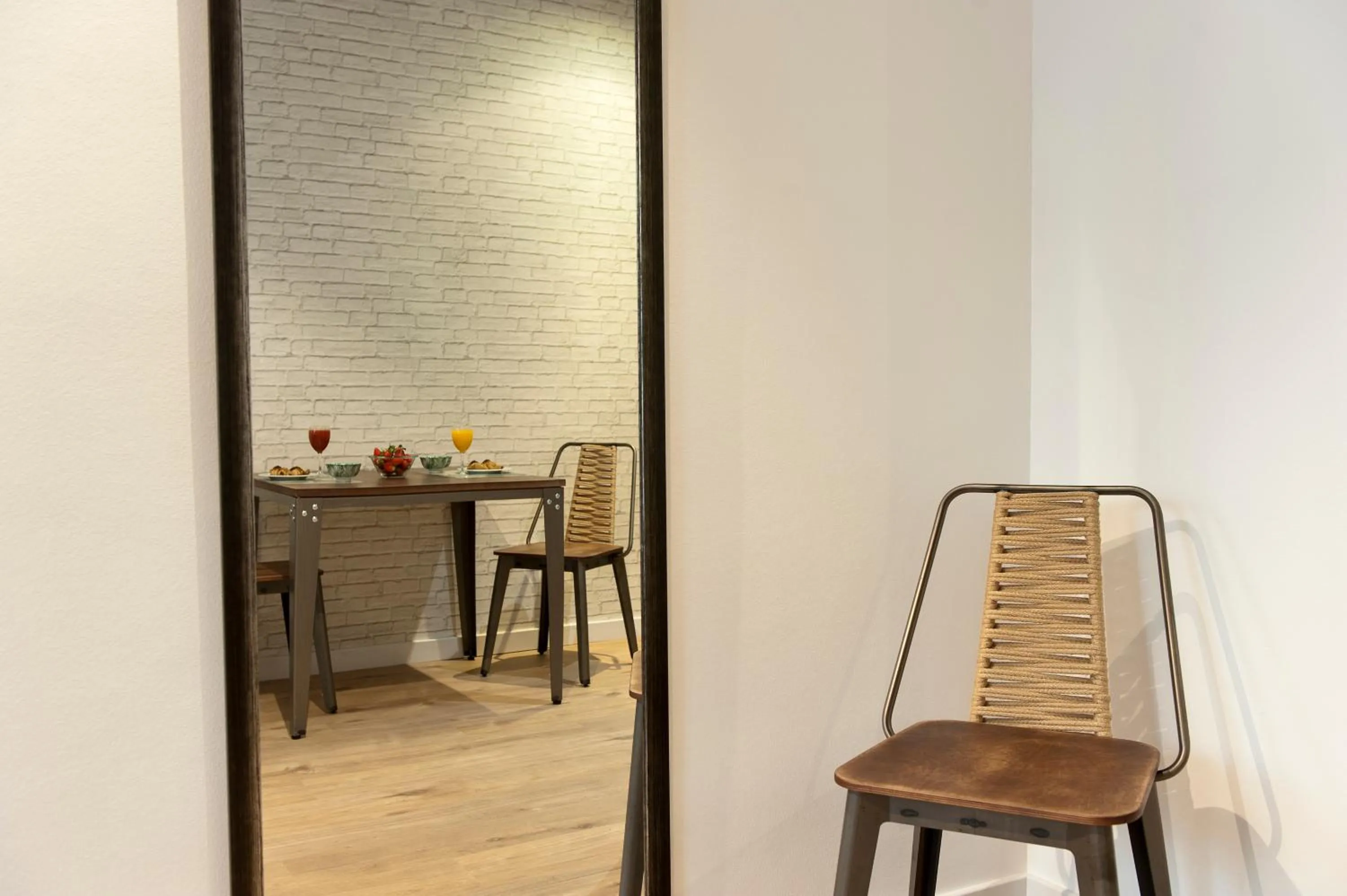 Living room in MH Apartments Sant Pau