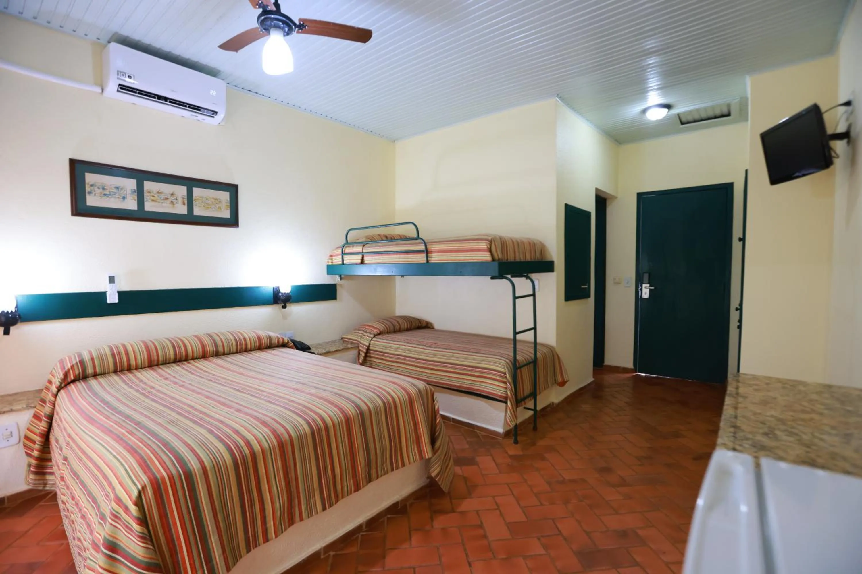 Bed in Hotel Berro D`Agua Eco Resort