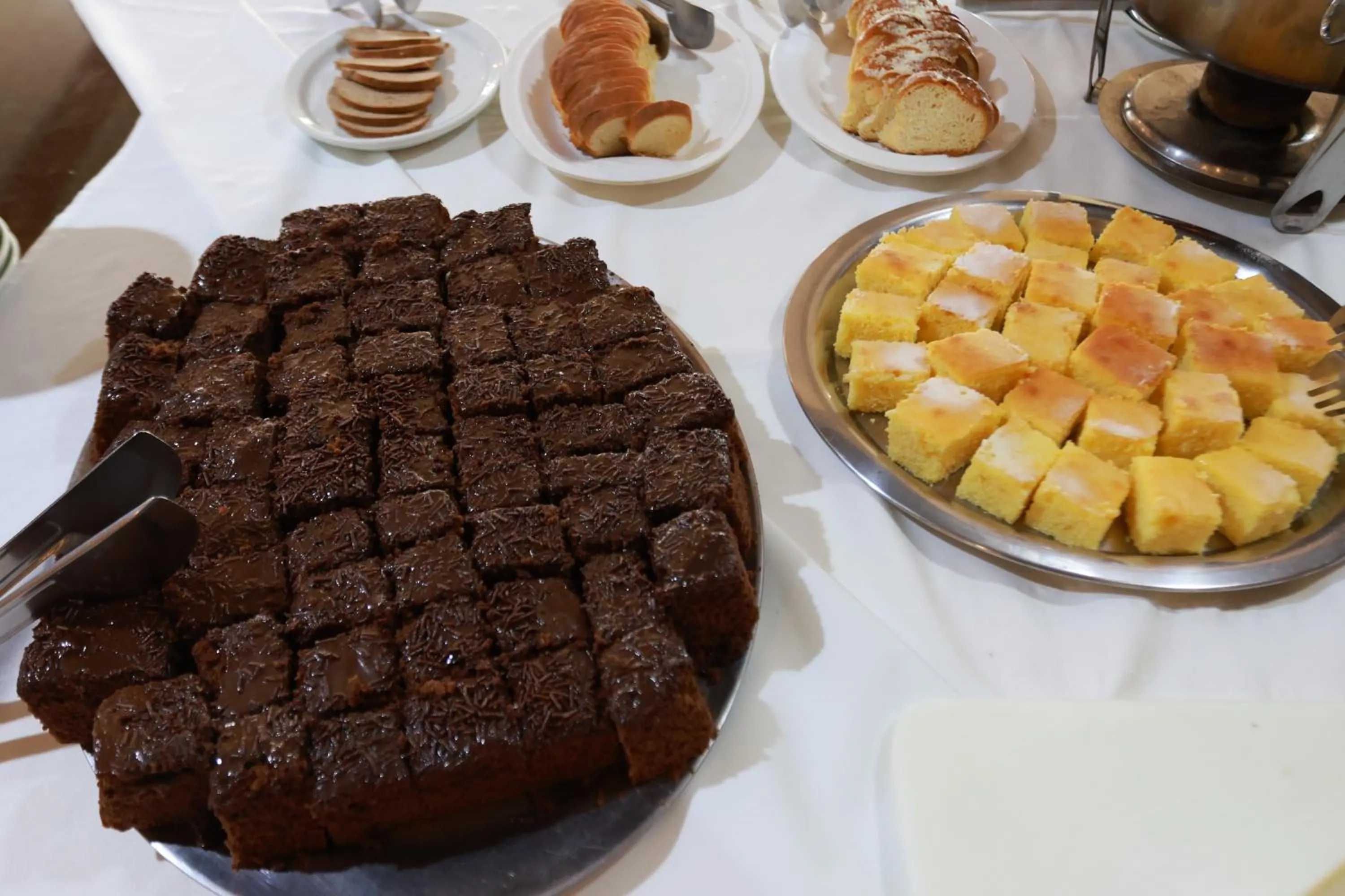 Food in Hotel Berro D`Agua Eco Resort