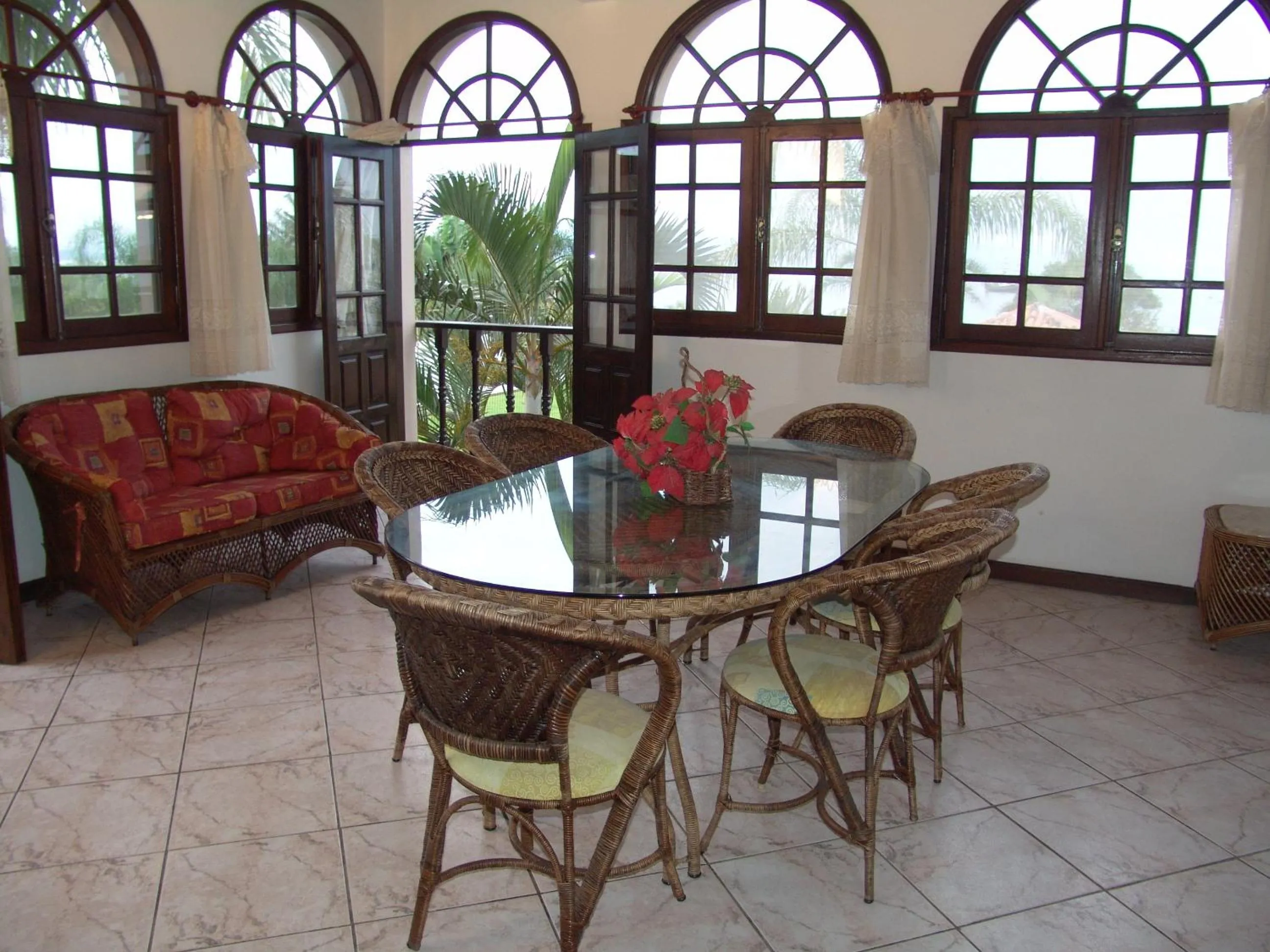 Living room in La Alhambra Apart Hotel