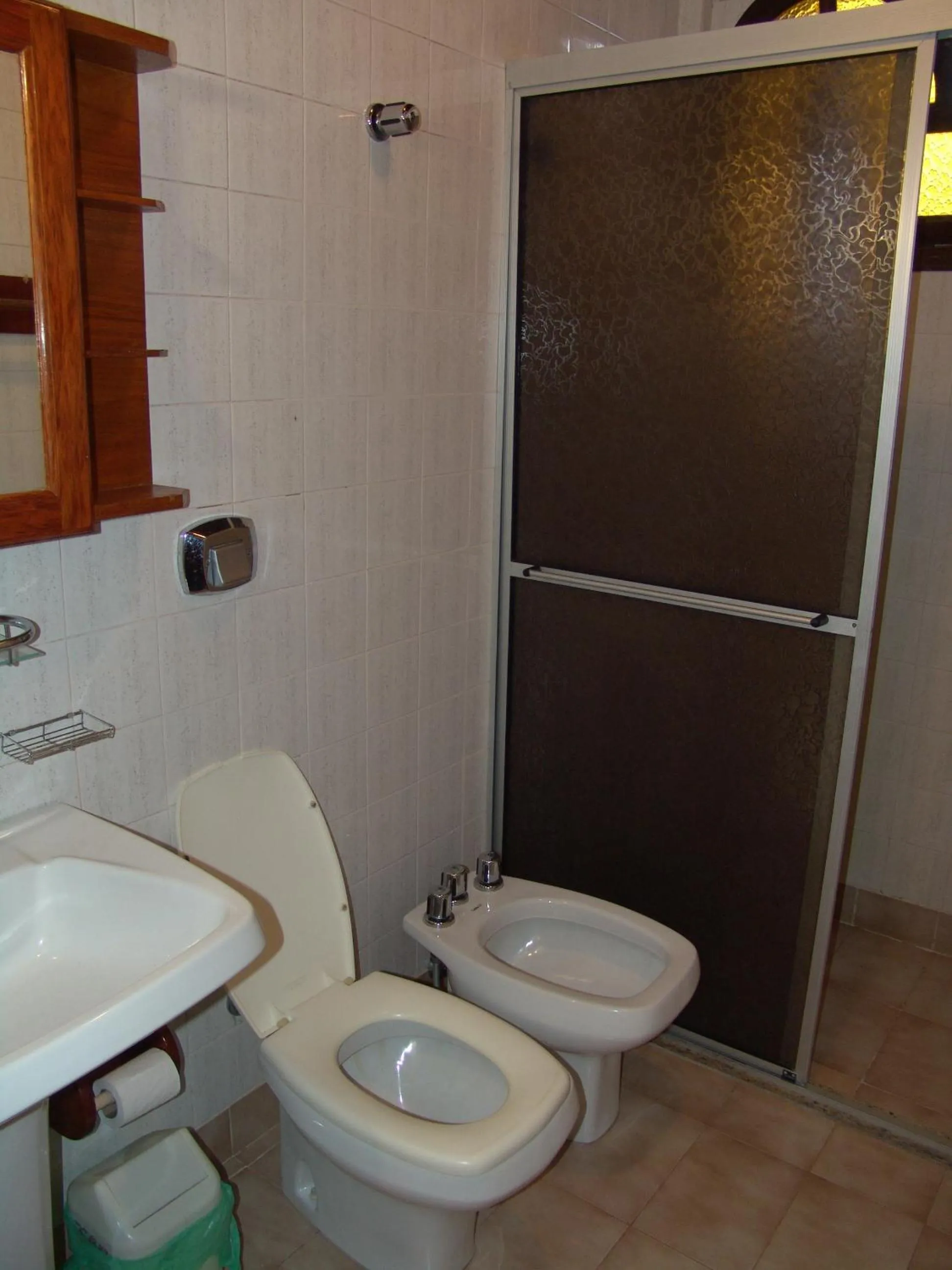 Bathroom in La Alhambra Apart Hotel