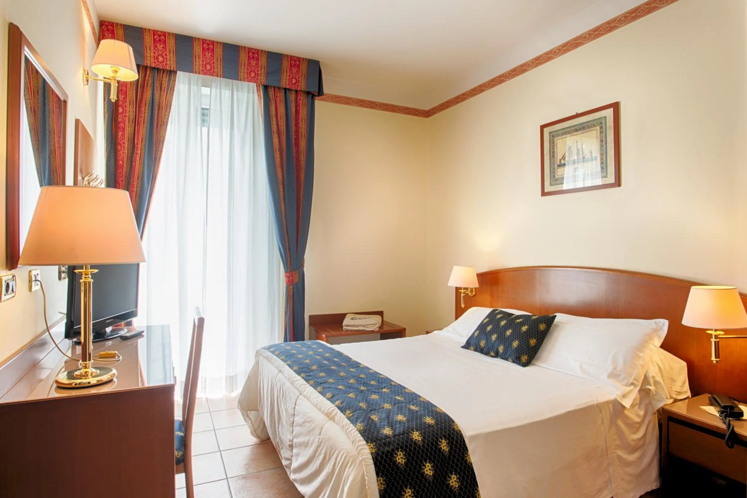 Bedroom, Bed in Hotel Agostini
